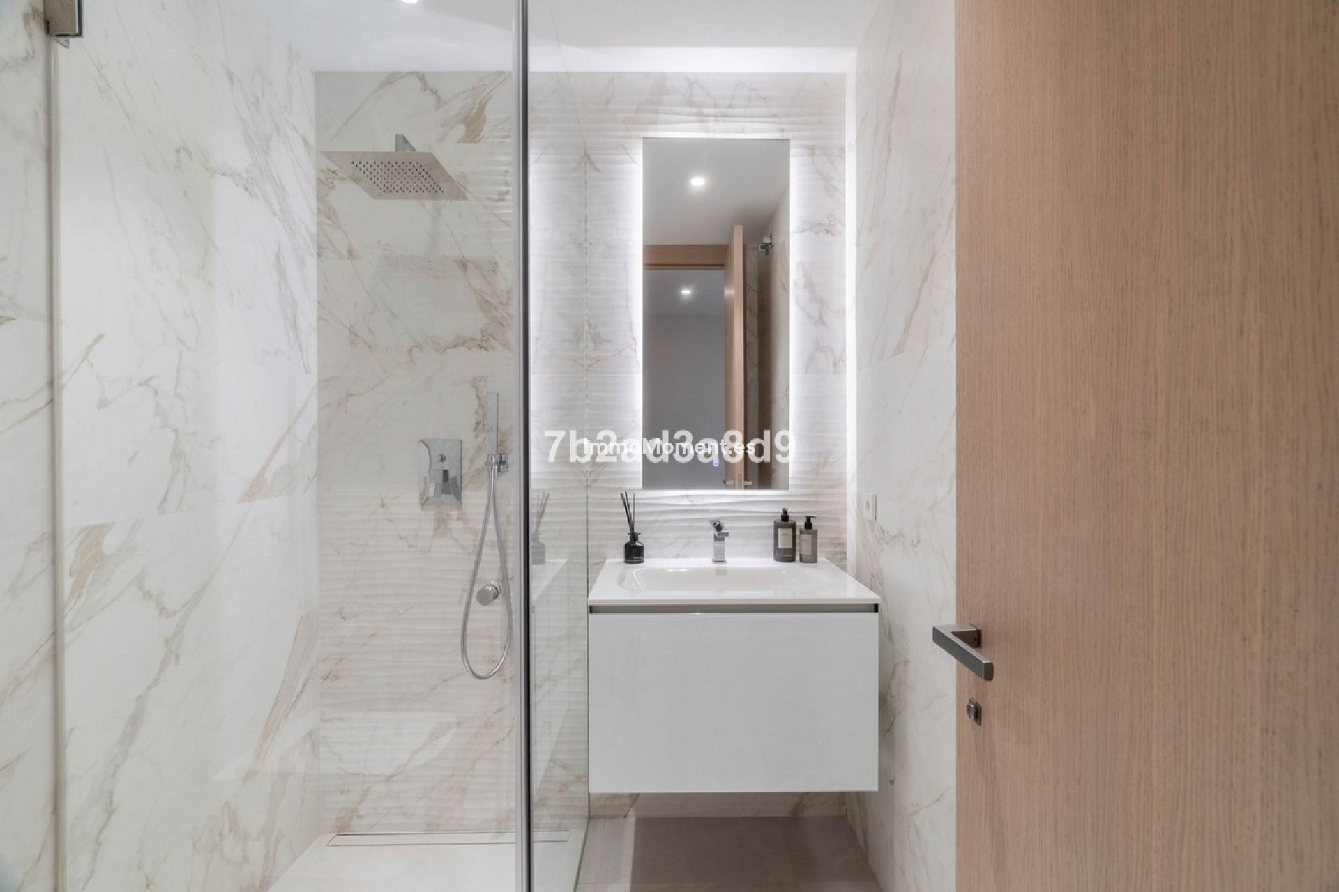 Wiederverkauf - Villa - Marbella - Nueva Andalucía