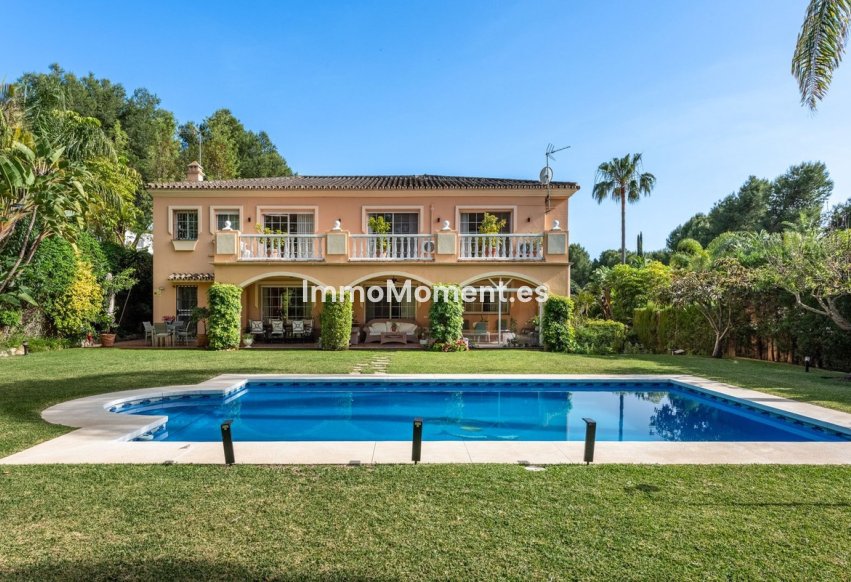 Wiederverkauf - Villa - Marbella - Nueva Andalucía
