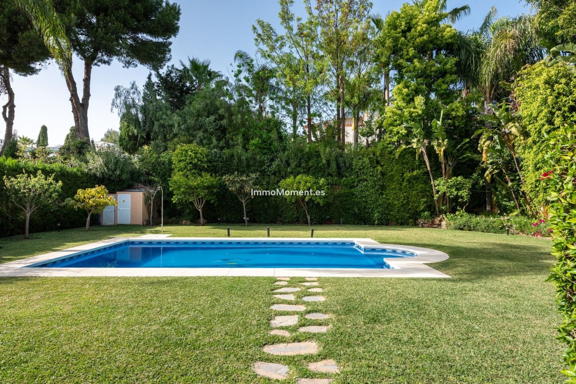 Wiederverkauf - Villa - Marbella - Nueva Andalucía