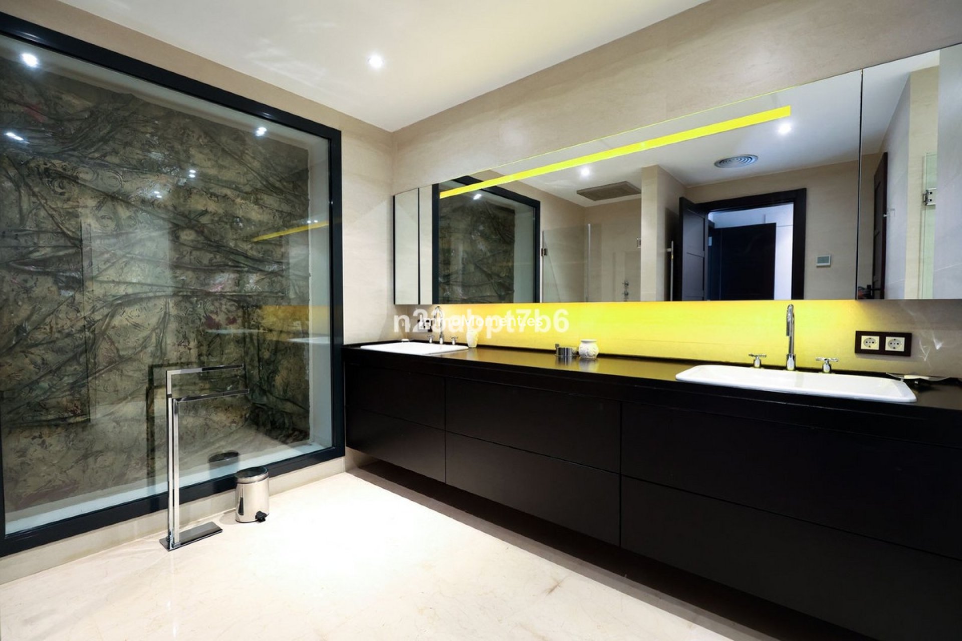 Wiederverkauf - Villa - Marbella - Puerto Banús