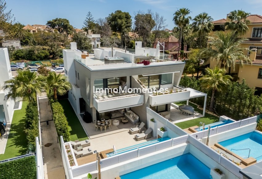 Wiederverkauf - Villa - Marbella - Puerto Banús