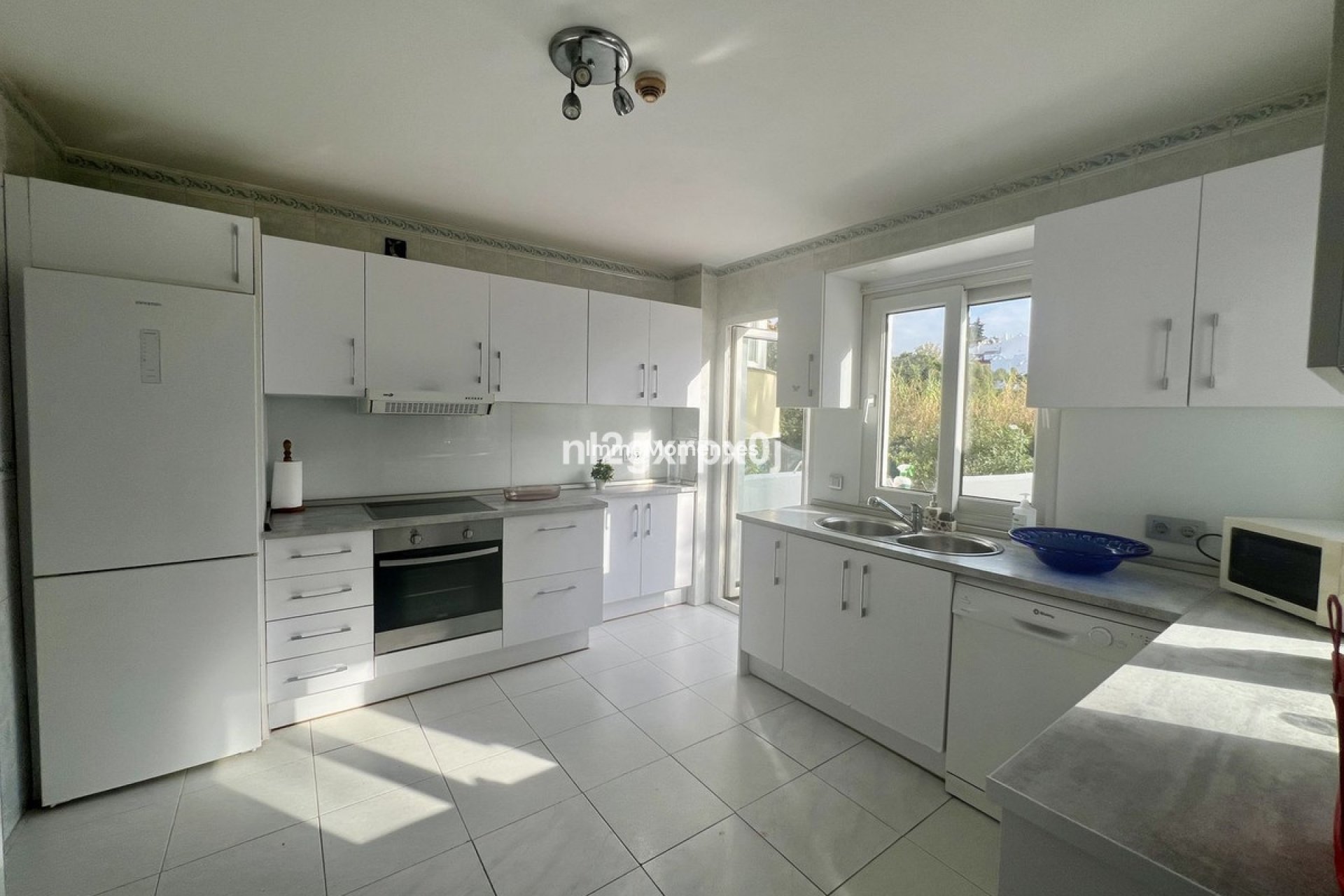 Wiederverkauf - Villa - Marbella - Reserva de Marbella