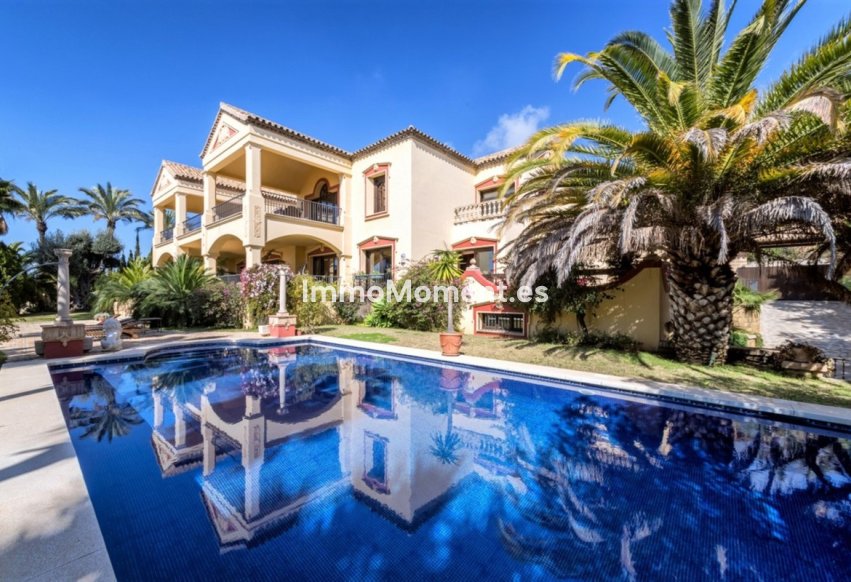 Wiederverkauf - Villa - Marbella - Sierra Blanca
