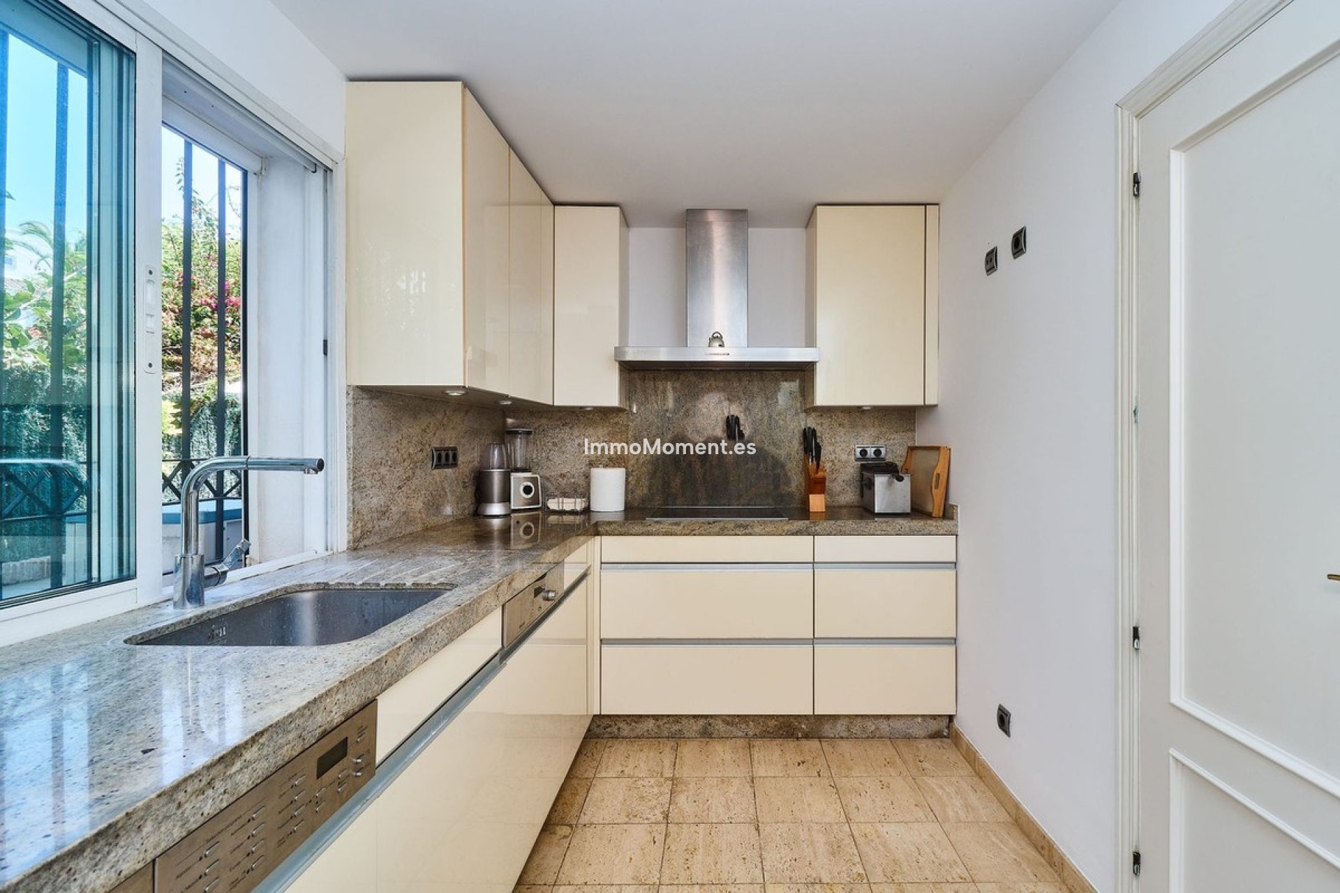 Wiederverkauf - Villa - Marbella - The Golden Mile