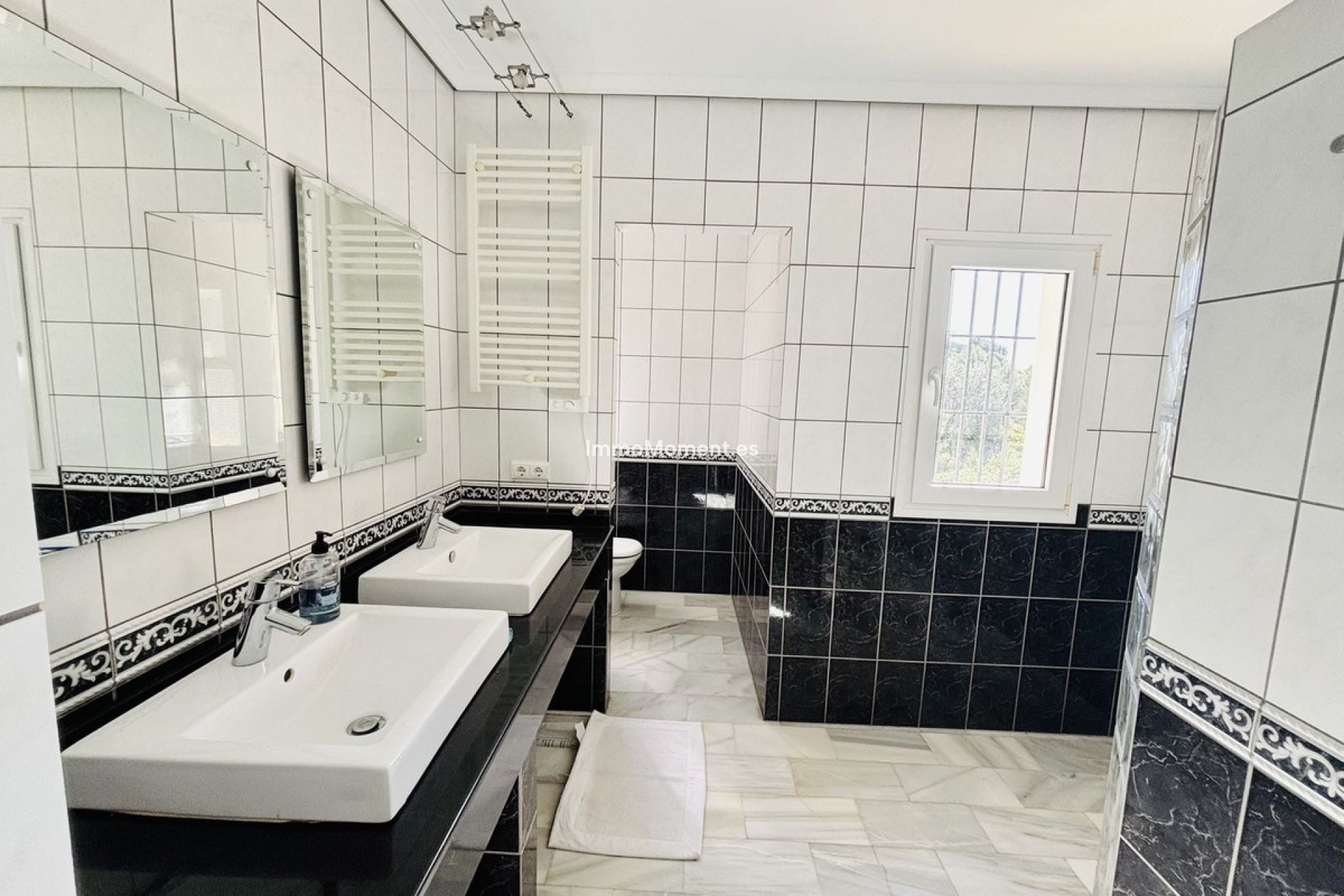 Wiederverkauf - Villa - Mijas - Valtocado