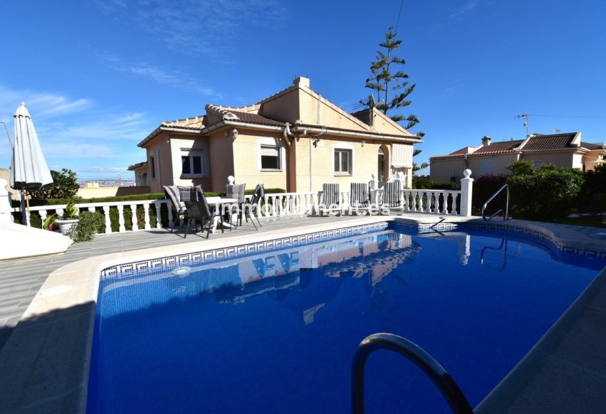 Wiederverkauf - Villa - Orihuela - Los Balcones