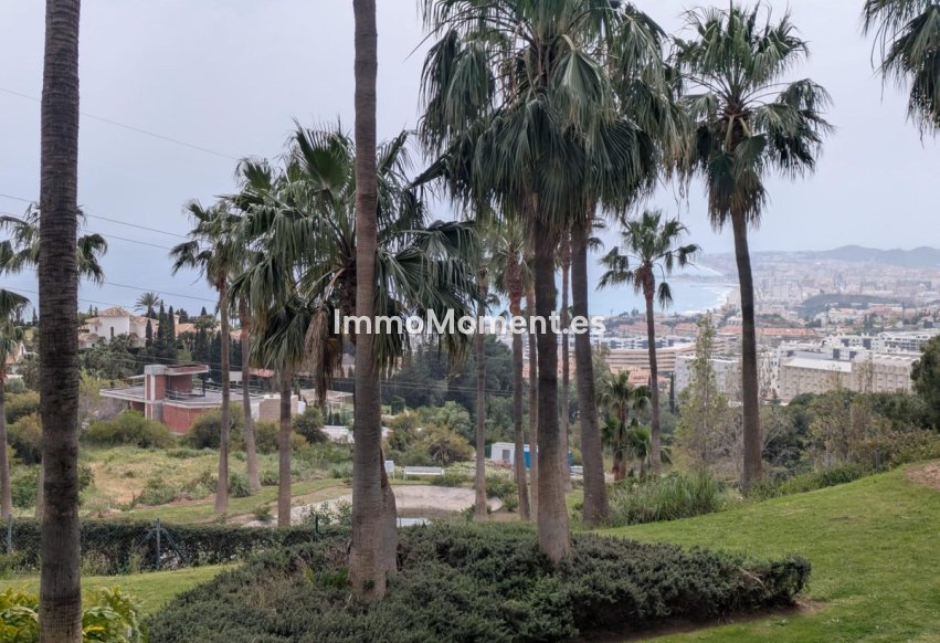 Wiederverkauf - Wohnung - Benalmadena - Benalmadena Centro