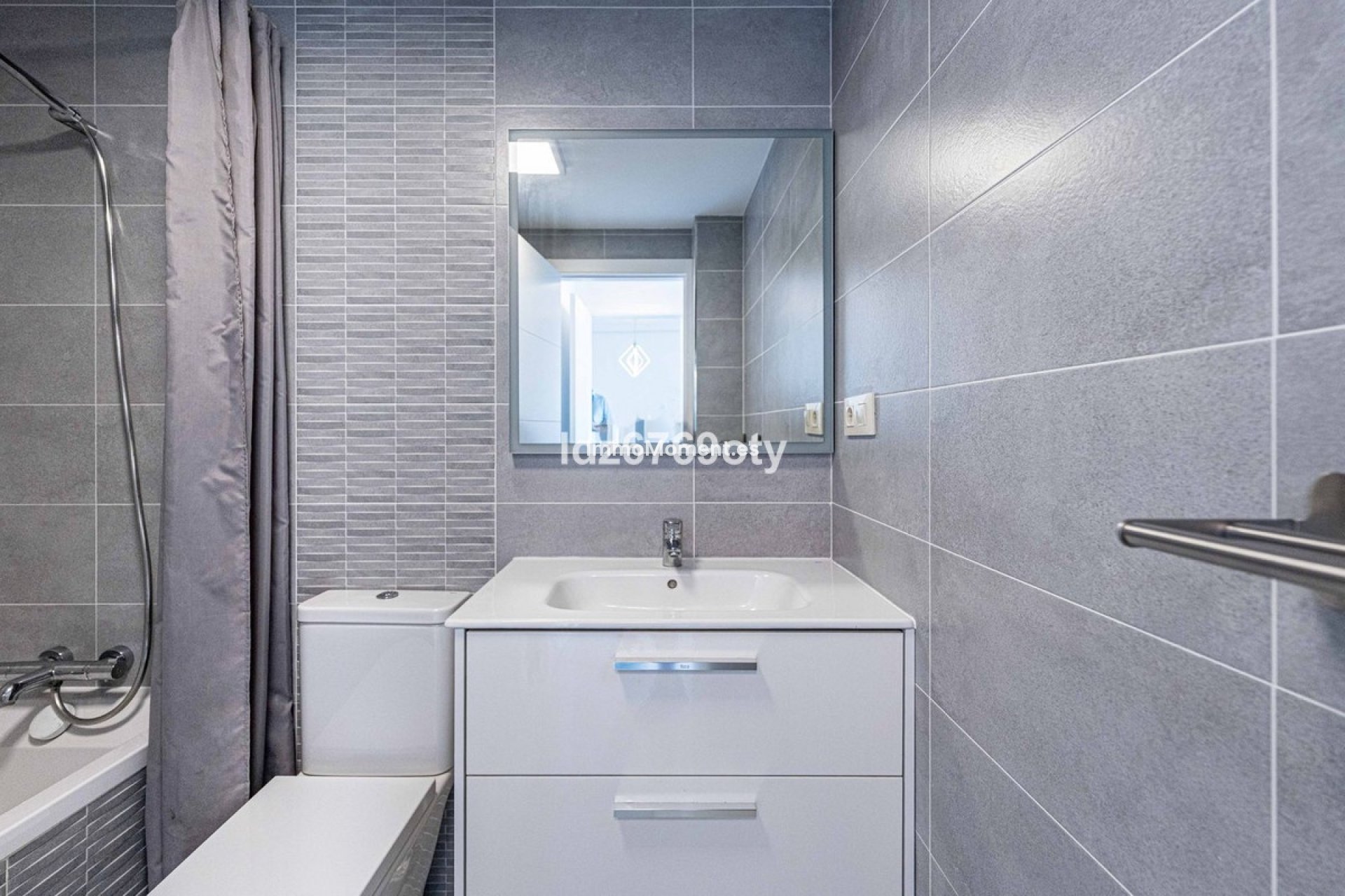 Wiederverkauf - Wohnung - Benalmadena - Benalmadena Costa