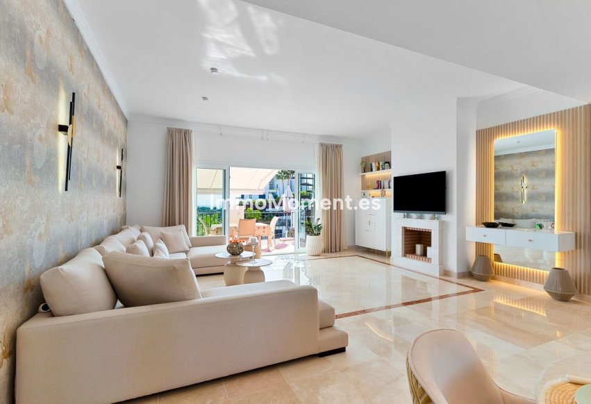Wiederverkauf - Wohnung - El Paraiso - New Golden Mile