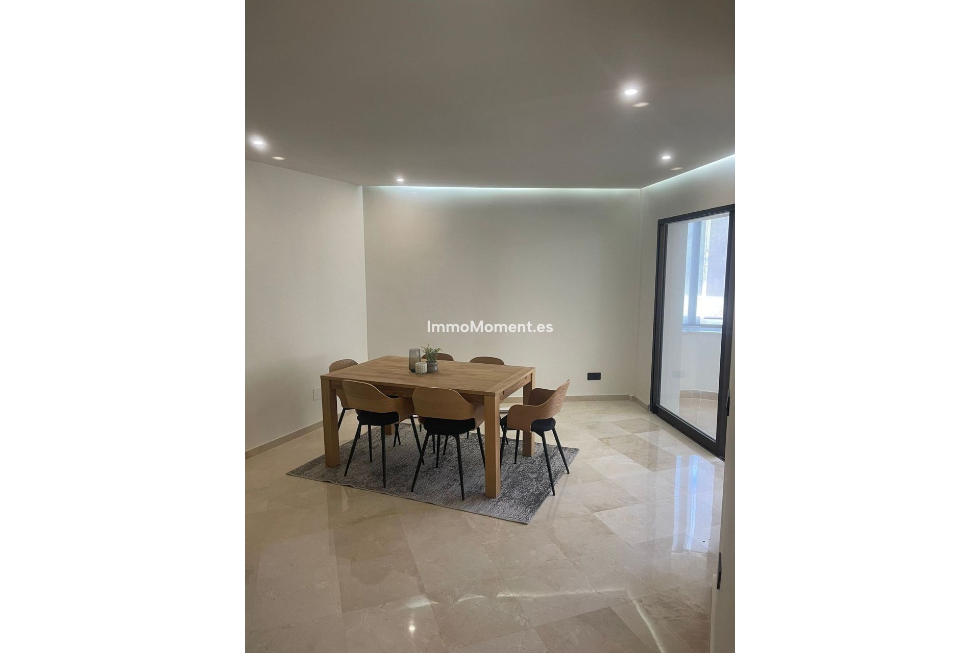 Wiederverkauf - Wohnung - Estepona  - Atalaya