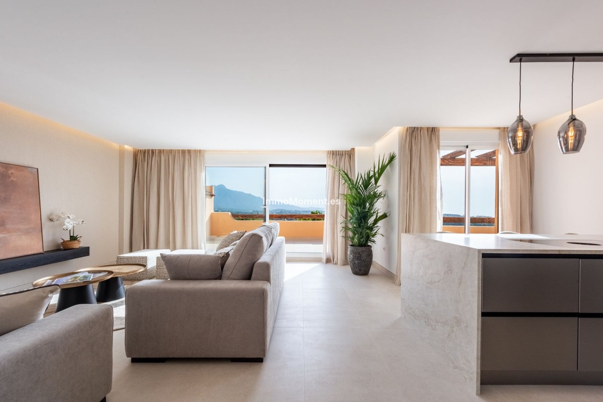 Wiederverkauf - Wohnung - Estepona  - Atalaya