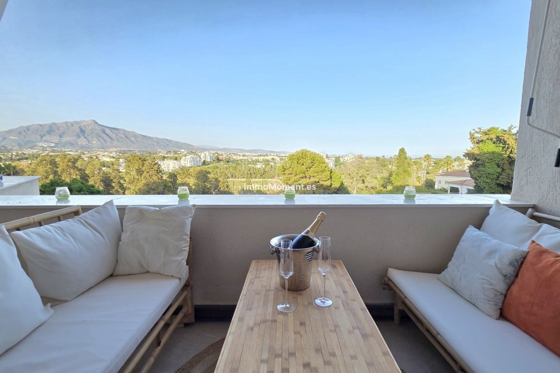 Wiederverkauf - Wohnung - Estepona  - Atalaya