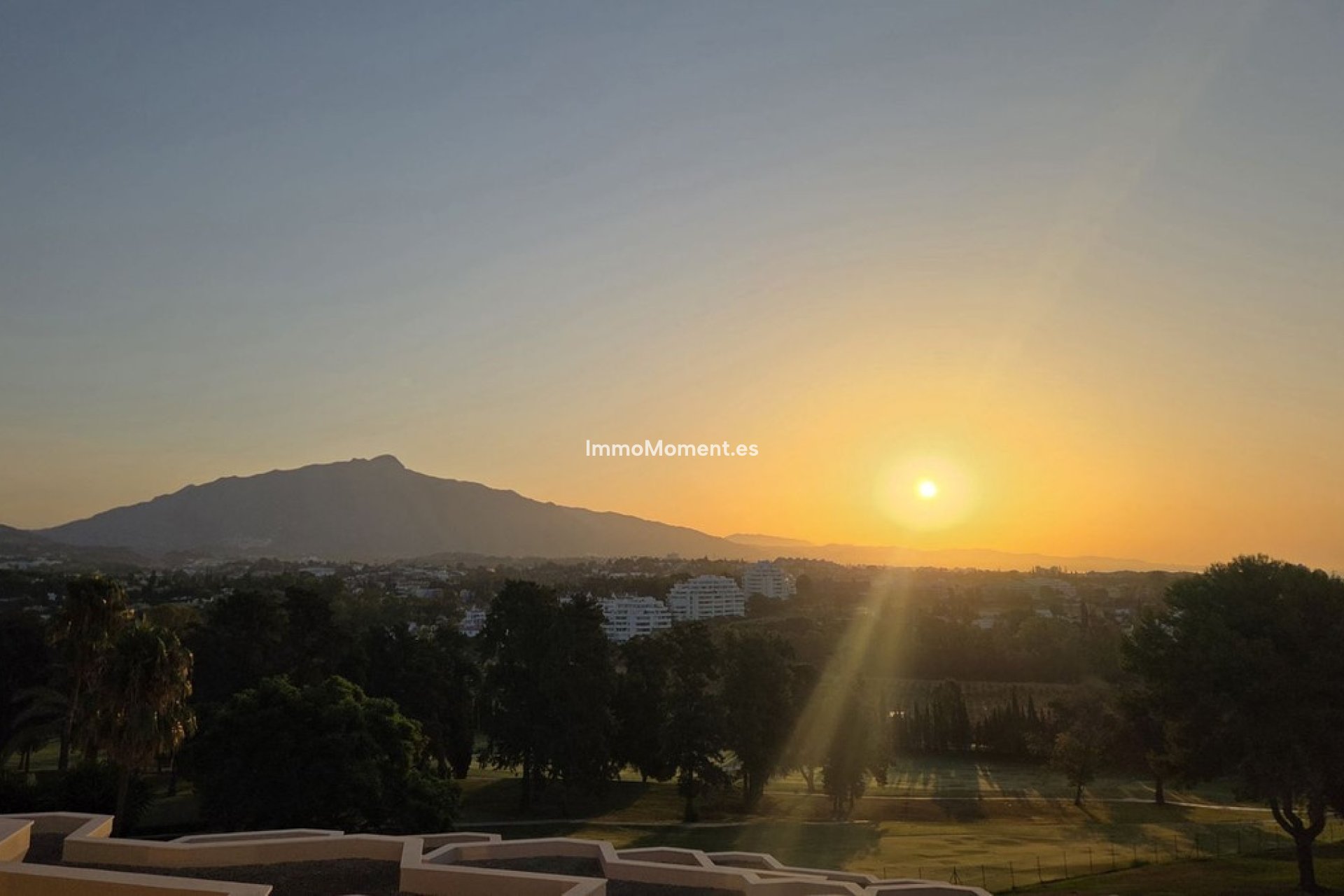Wiederverkauf - Wohnung - Estepona  - Atalaya