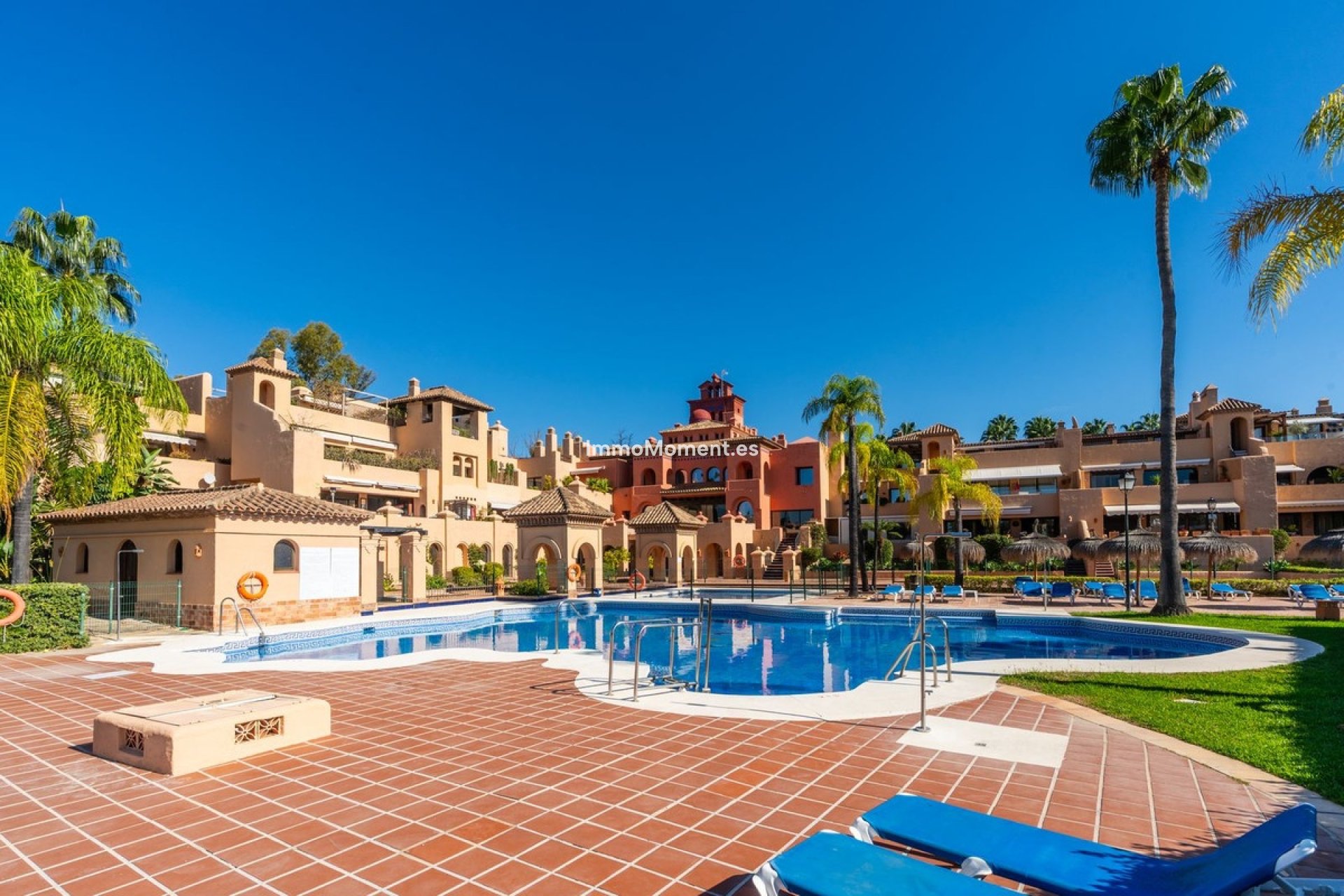 Wiederverkauf - Wohnung - Estepona  - Atalaya
