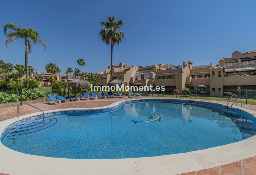 Wiederverkauf - Wohnung - Estepona  - Atalaya