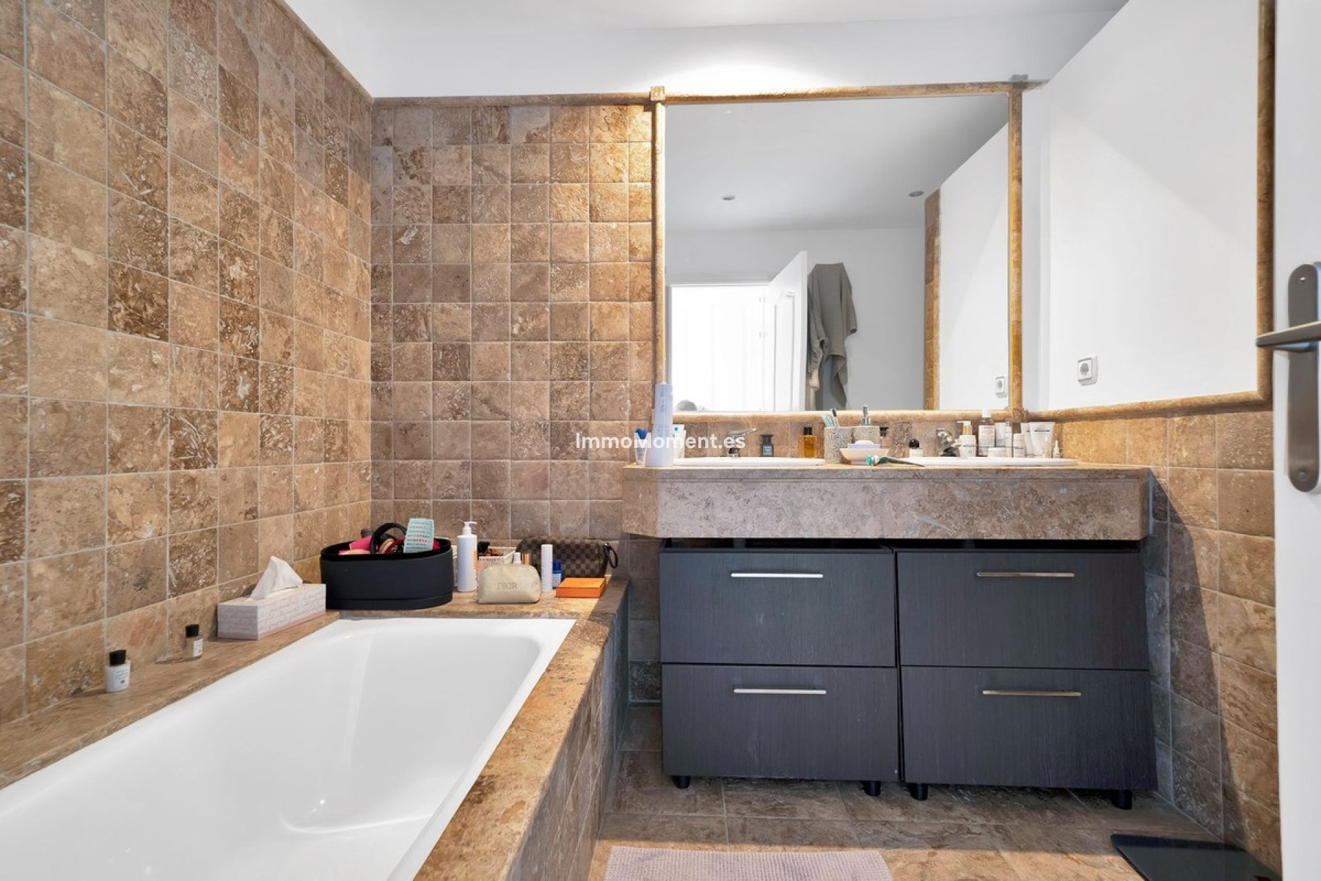 Wiederverkauf - Wohnung - Estepona  - Atalaya