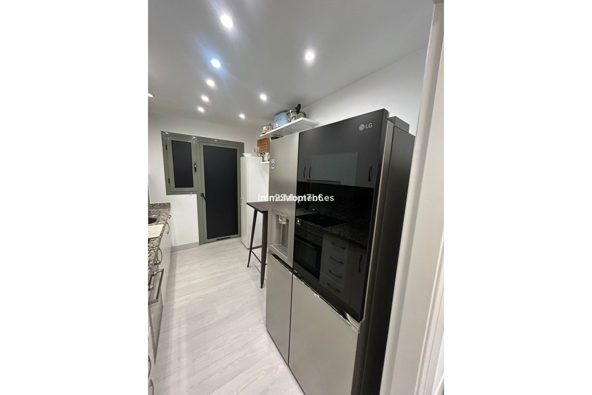 Wiederverkauf - Wohnung - Estepona  - Atalaya