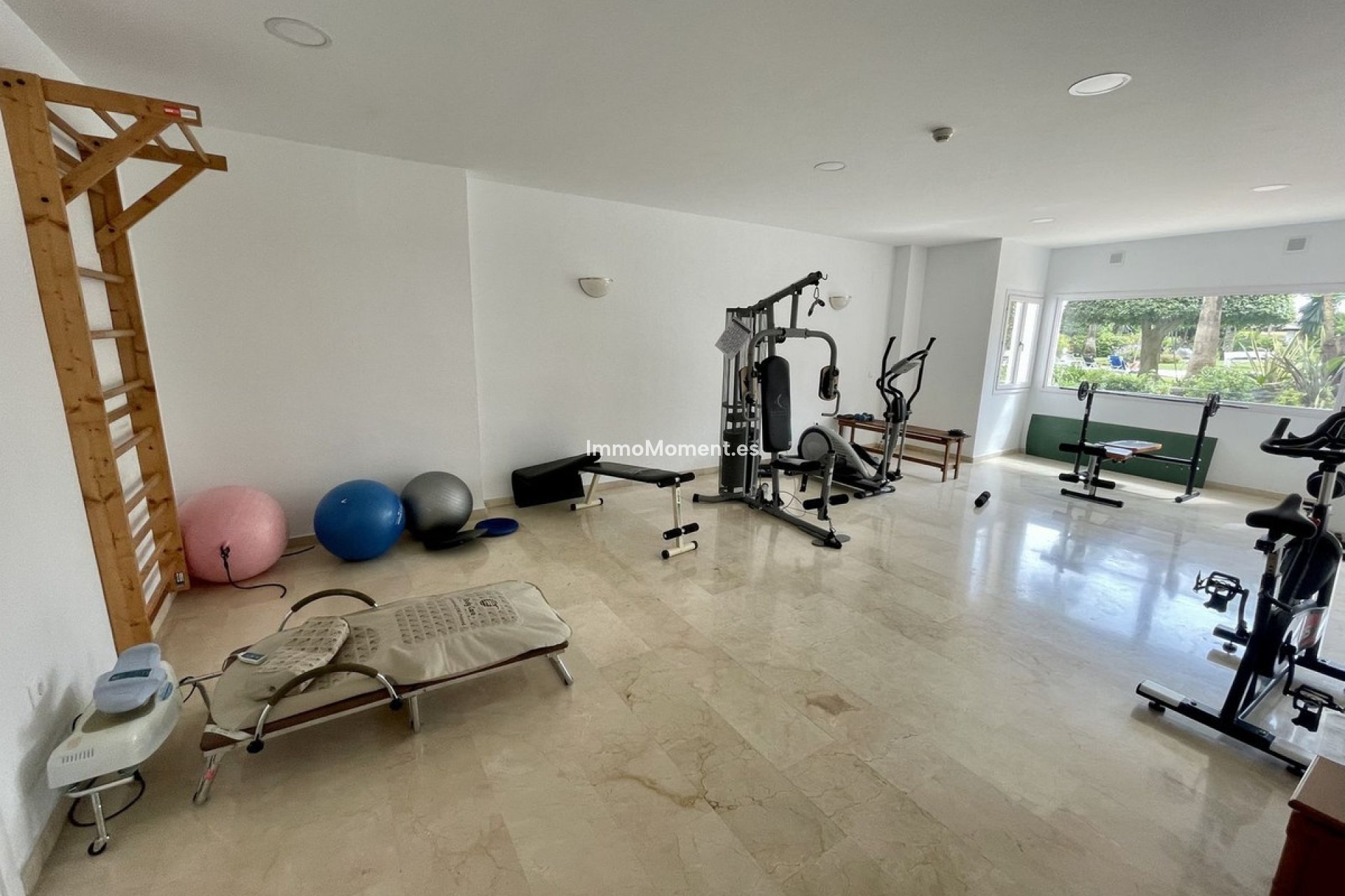 Wiederverkauf - Wohnung - Estepona  - Atalaya