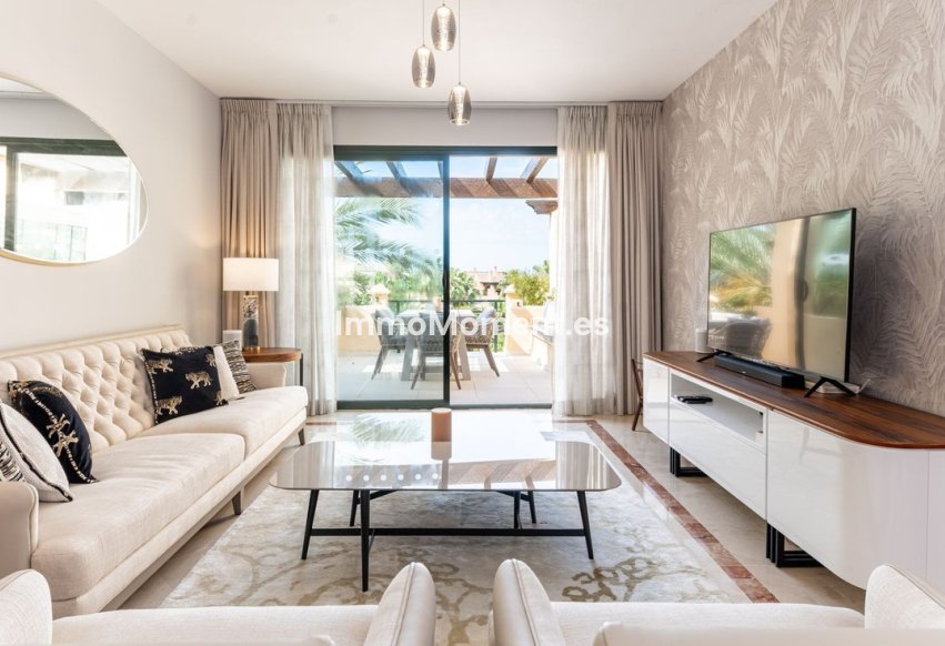 Wiederverkauf - Wohnung - Estepona  - Atalaya