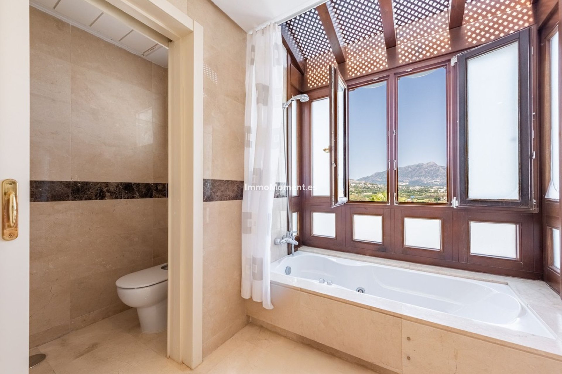 Wiederverkauf - Wohnung - Estepona  - Atalaya