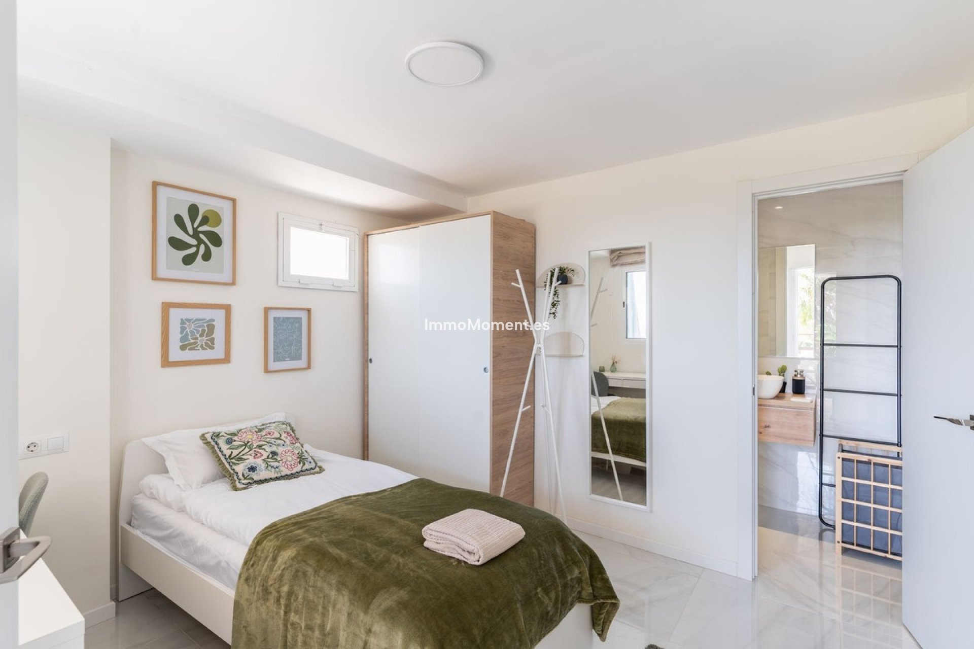 Wiederverkauf - Wohnung - Estepona  - Atalaya