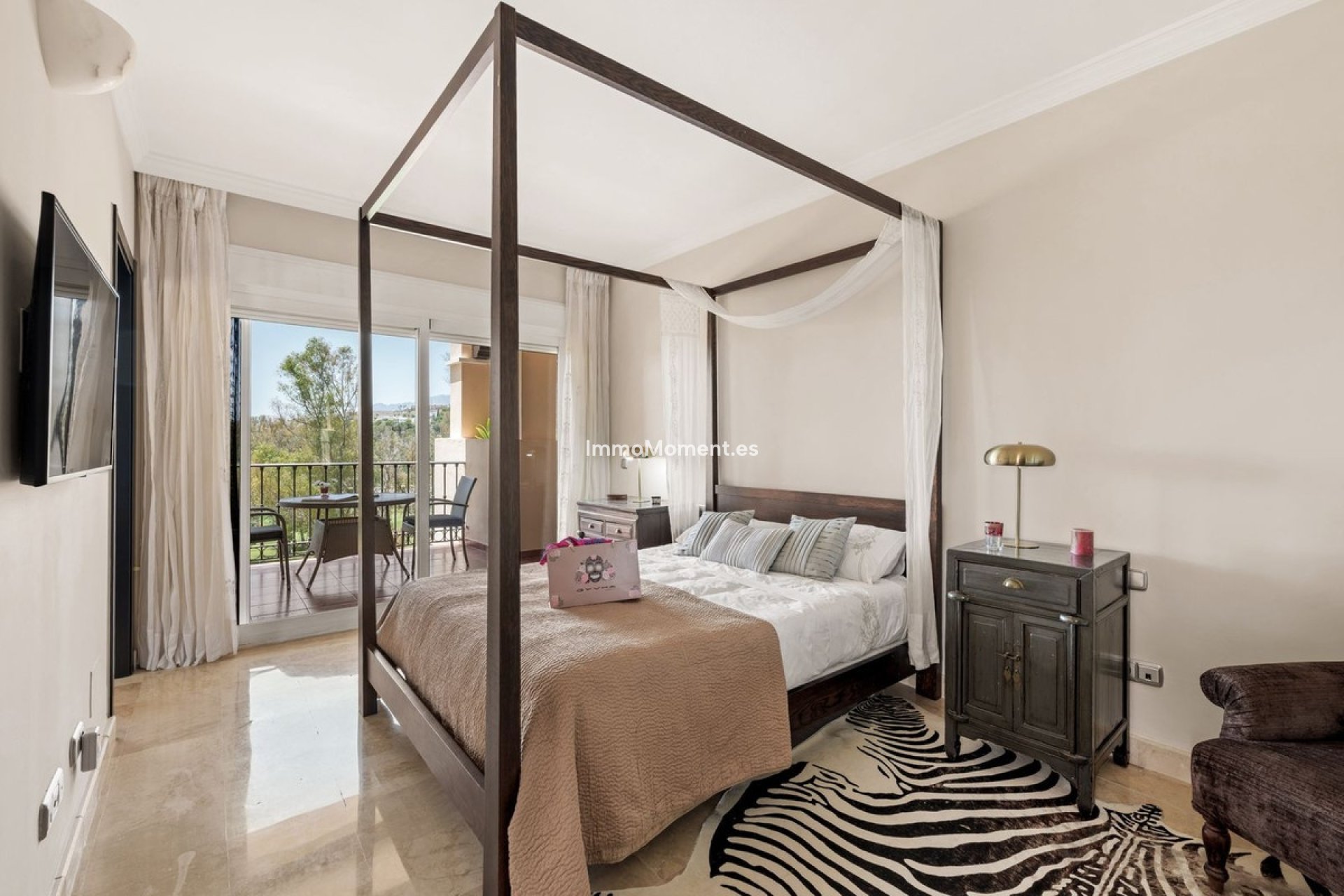 Wiederverkauf - Wohnung - Estepona  - Atalaya