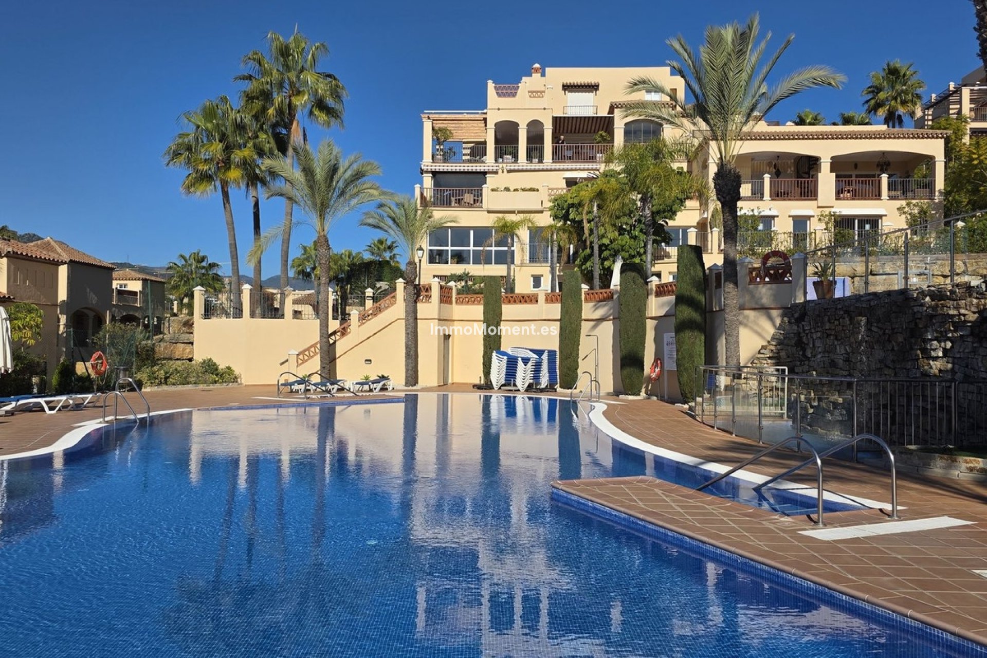 Wiederverkauf - Wohnung - Estepona  - Atalaya
