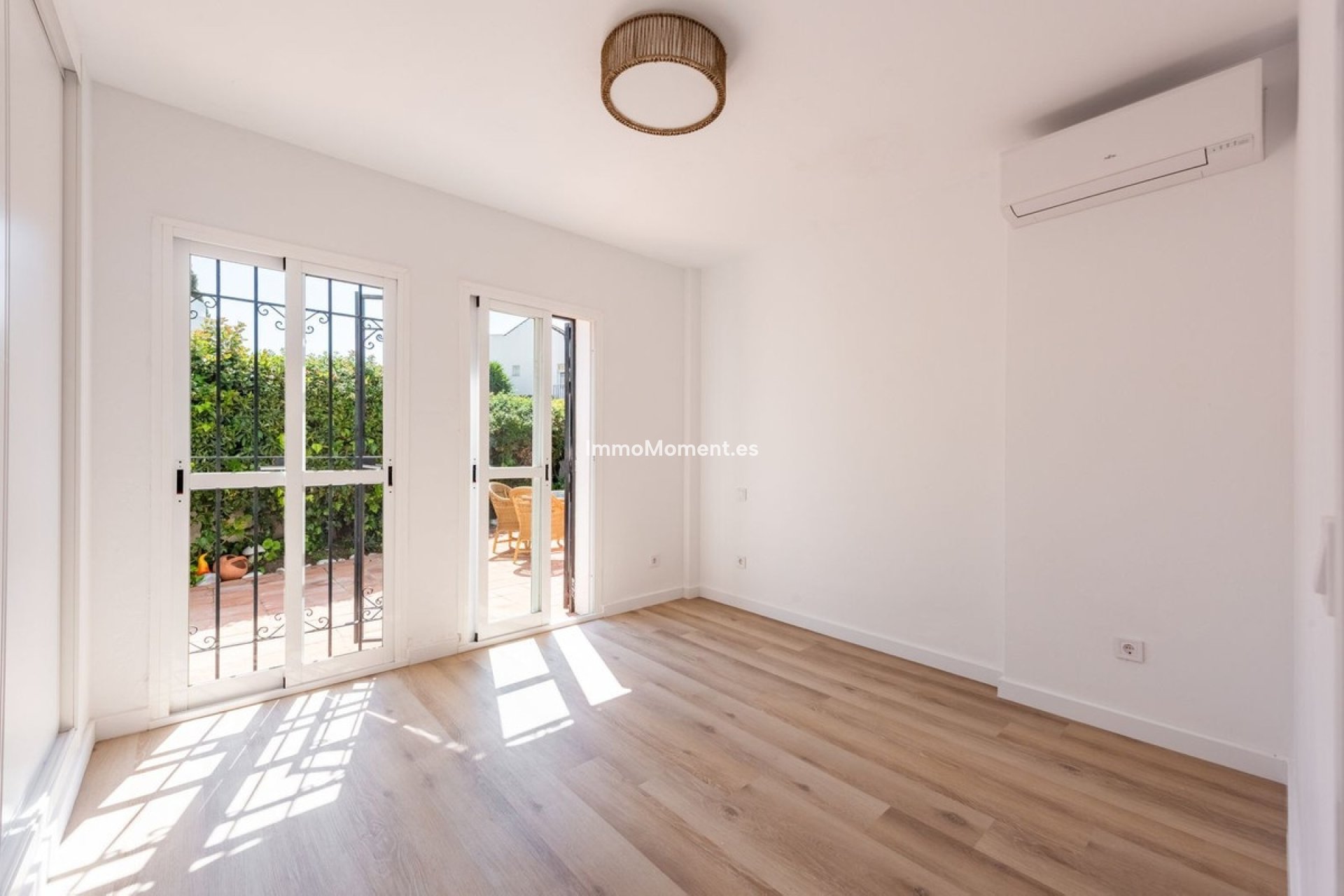 Wiederverkauf - Wohnung - Estepona  - Benamara