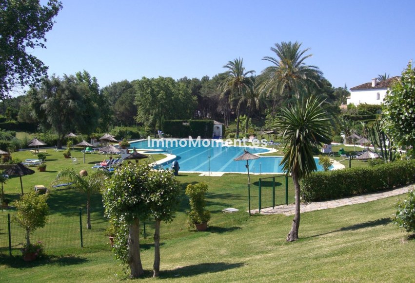 Wiederverkauf - Wohnung - Estepona  - Benamara