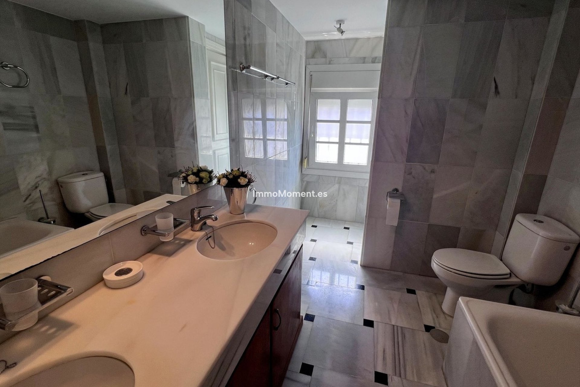 Wiederverkauf - Wohnung - Estepona  - Benamara