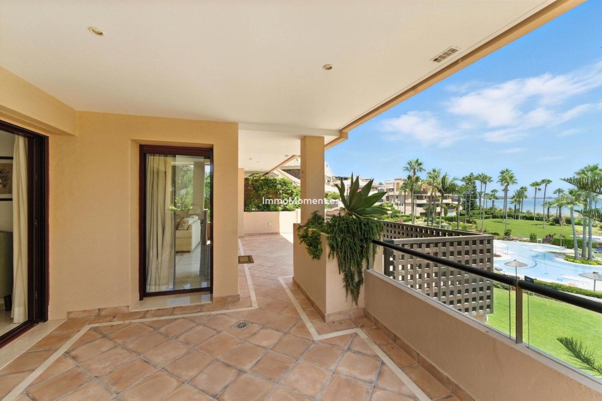 Wiederverkauf - Wohnung - Estepona  - Costalita
