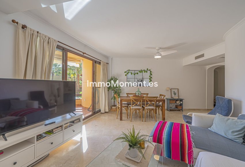 Wiederverkauf - Wohnung - Estepona  - Costalita