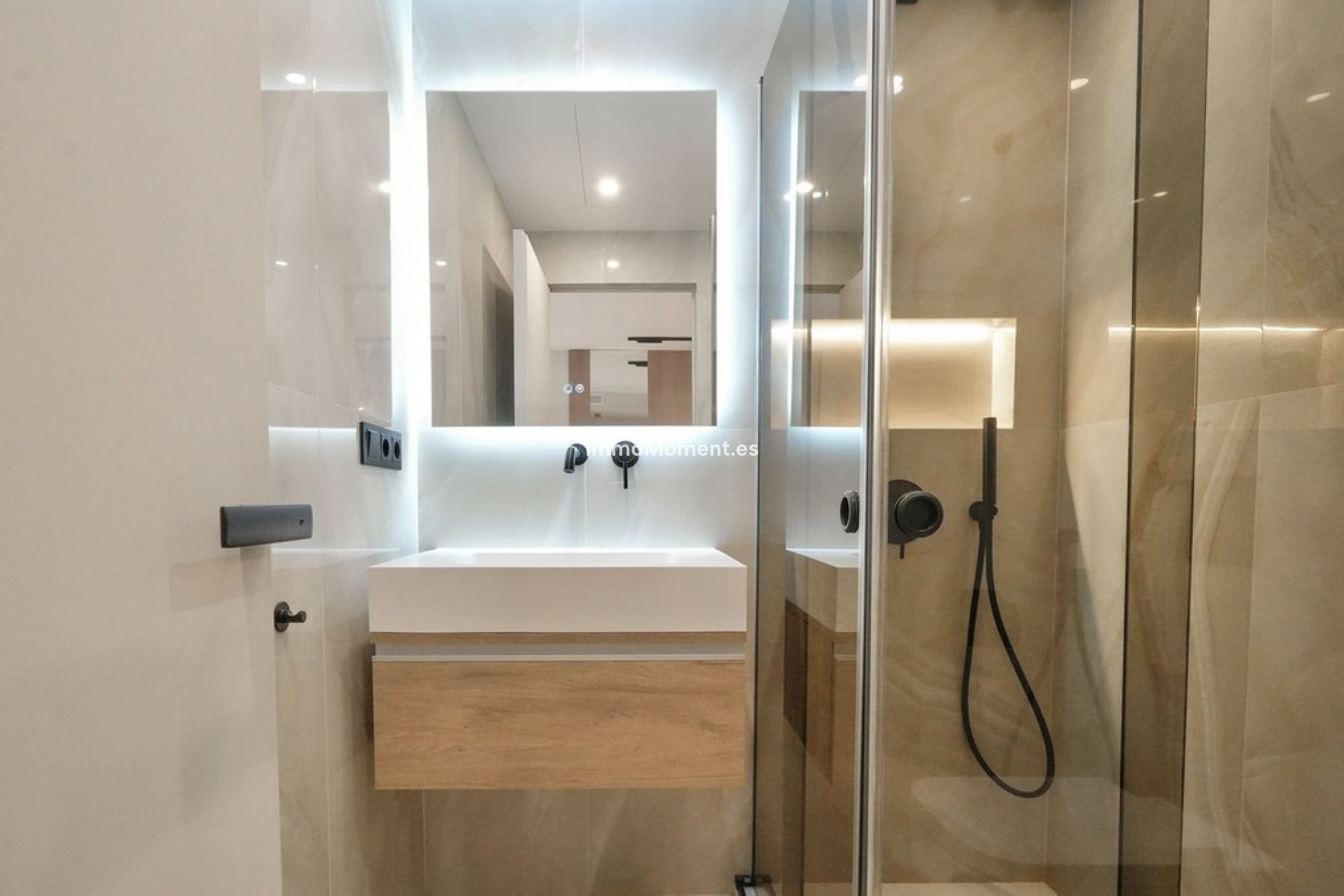 Wiederverkauf - Wohnung - Estepona  - Costalita