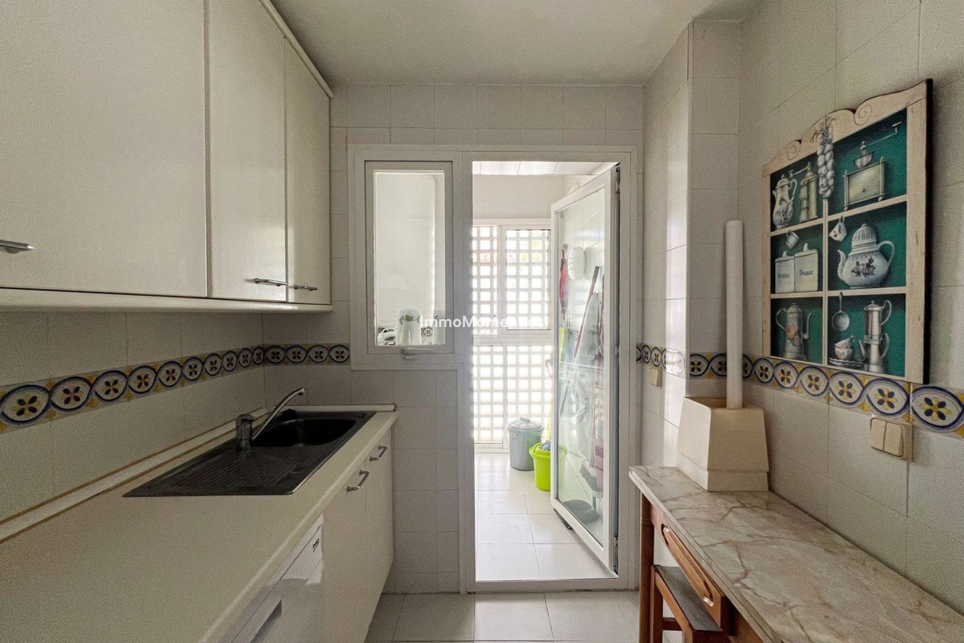 Wiederverkauf - Wohnung - Estepona  - Costalita
