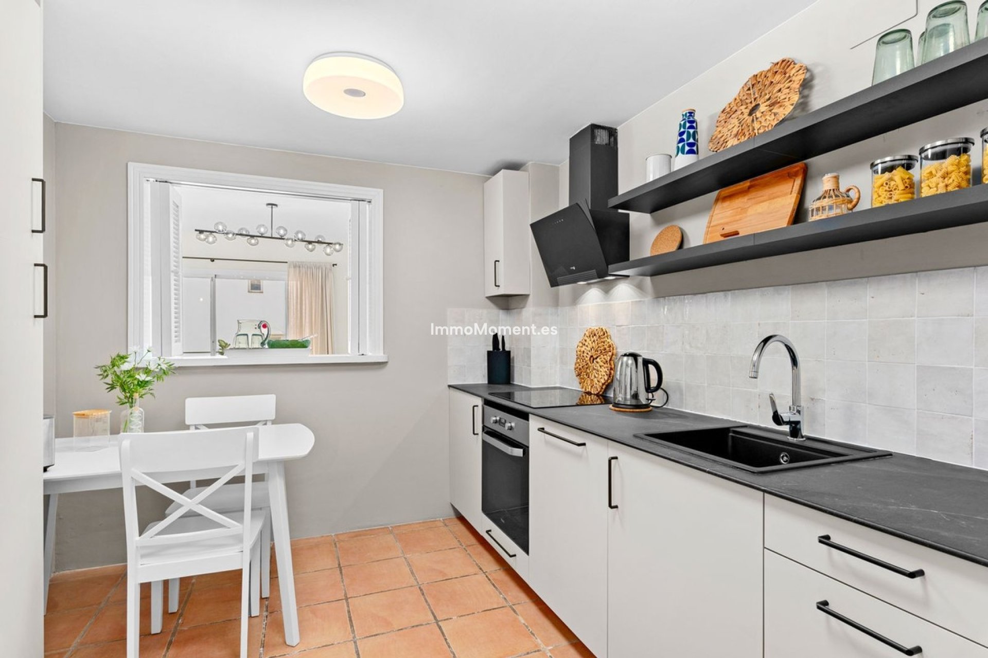 Wiederverkauf - Wohnung - Estepona  - El Presidente
