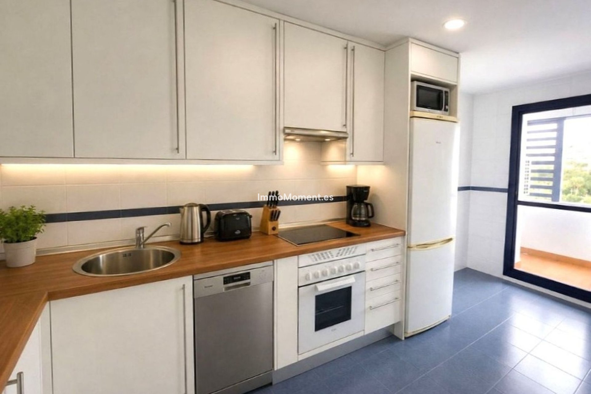 Wiederverkauf - Wohnung - Estepona  - Estepona Centro