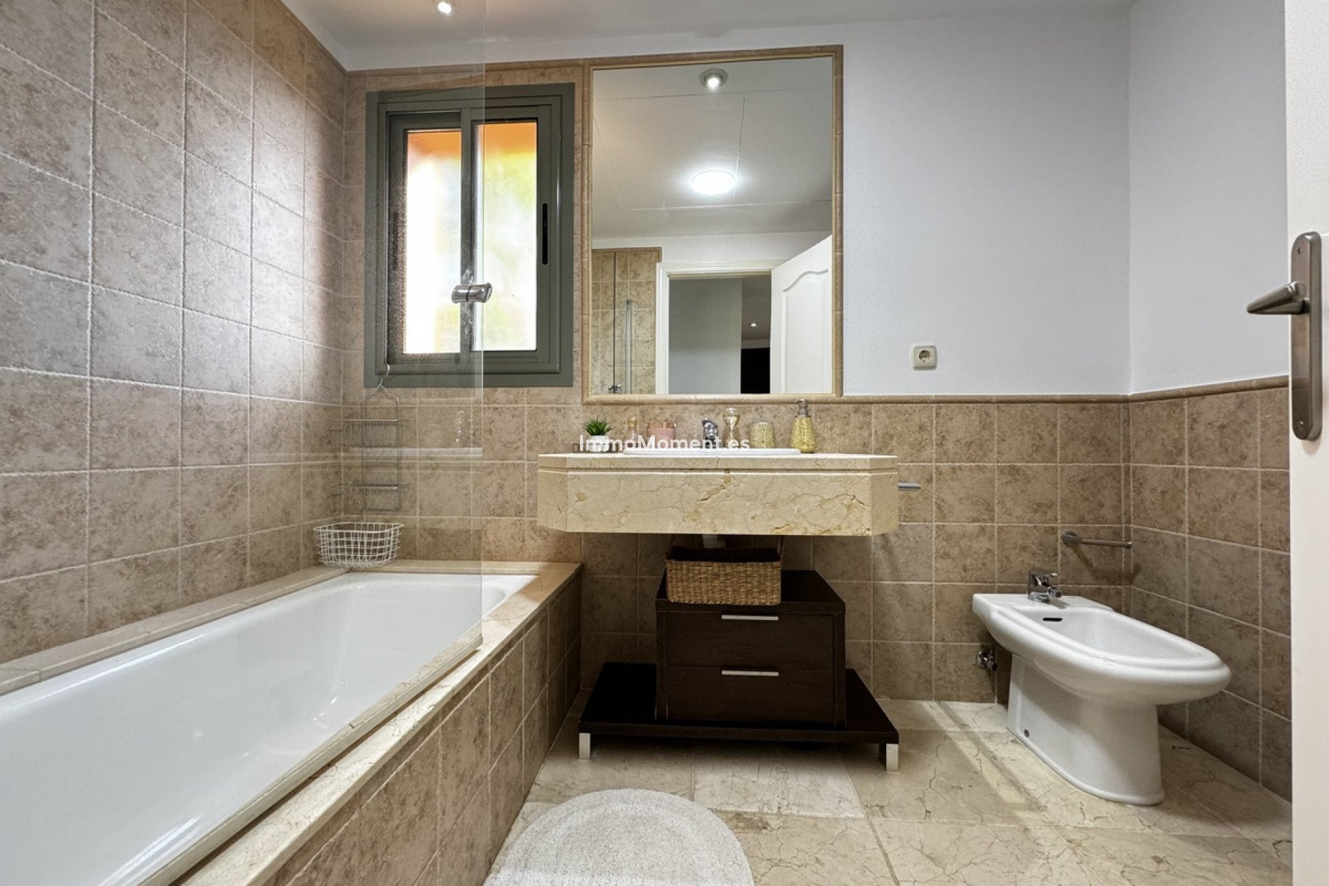 Wiederverkauf - Wohnung - Estepona  - Estepona Centro