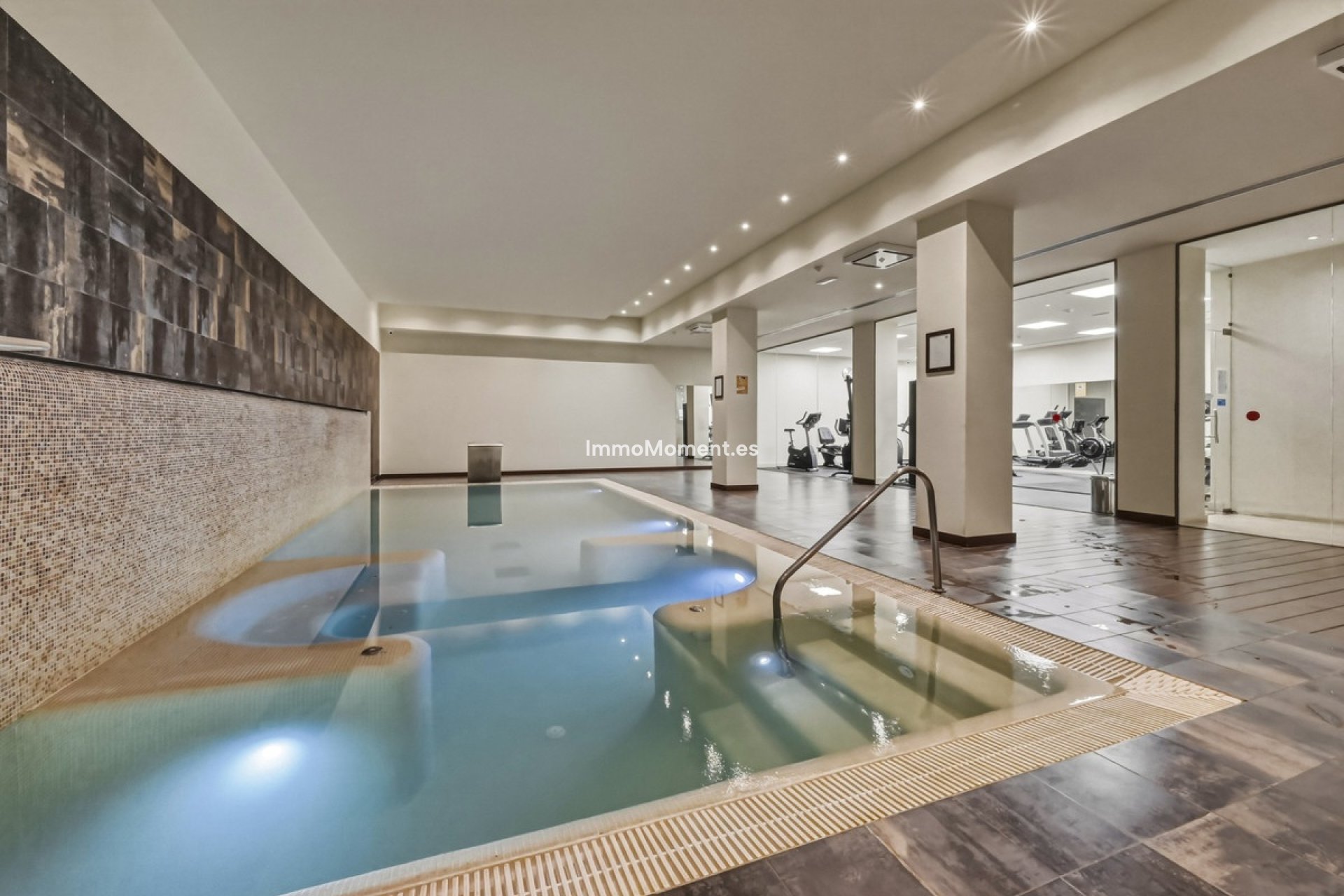 Wiederverkauf - Wohnung - Estepona  - Estepona Centro