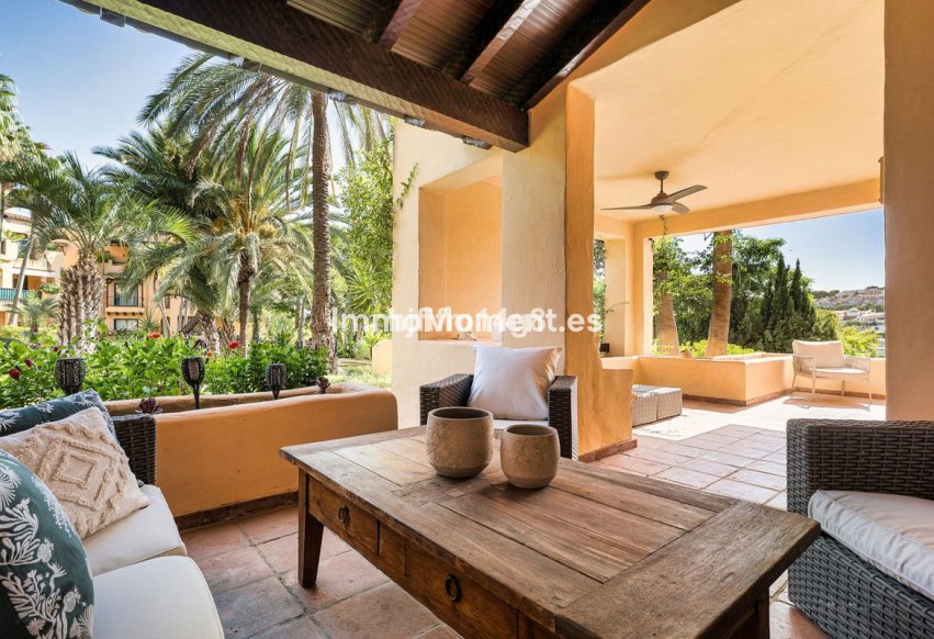 Wiederverkauf - Wohnung - Estepona  - Estepona Centro