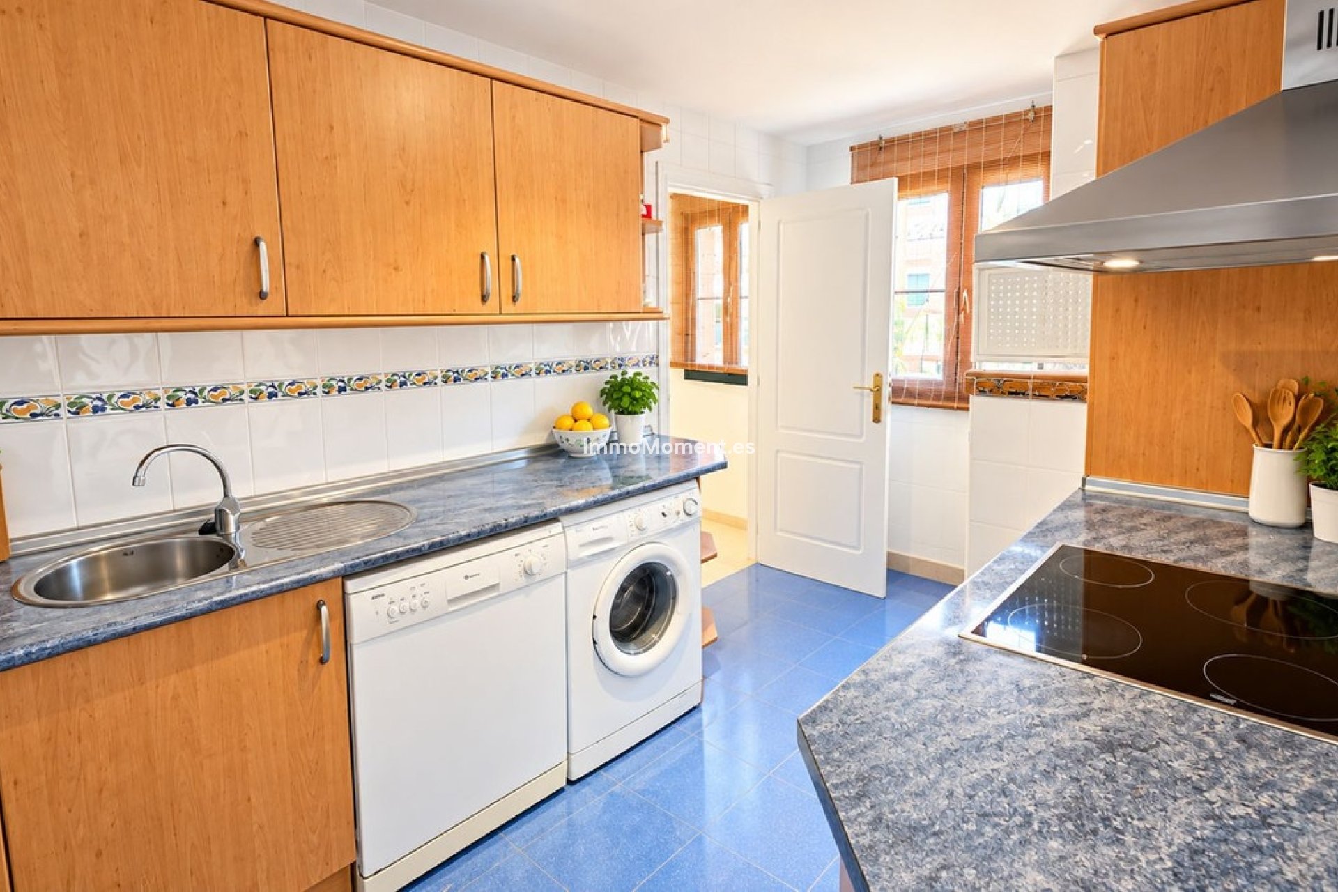 Wiederverkauf - Wohnung - Estepona  - Estepona Centro