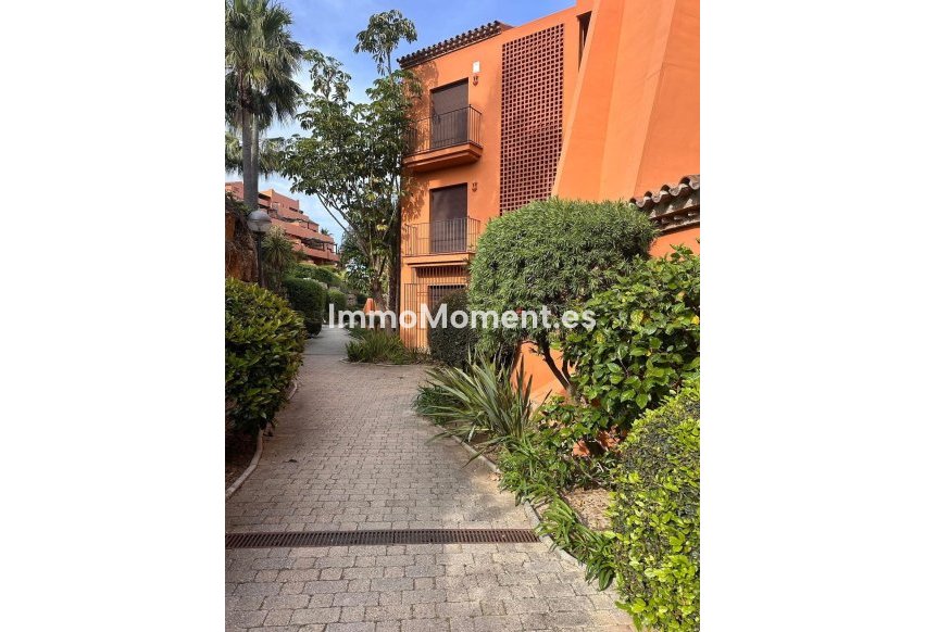 Wiederverkauf - Wohnung - Estepona  - Estepona Centro