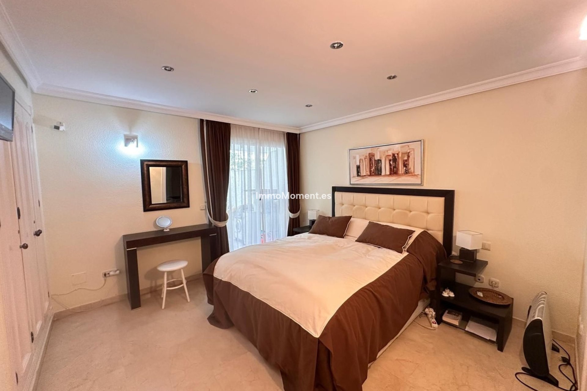 Wiederverkauf - Wohnung - Estepona  - Estepona Centro