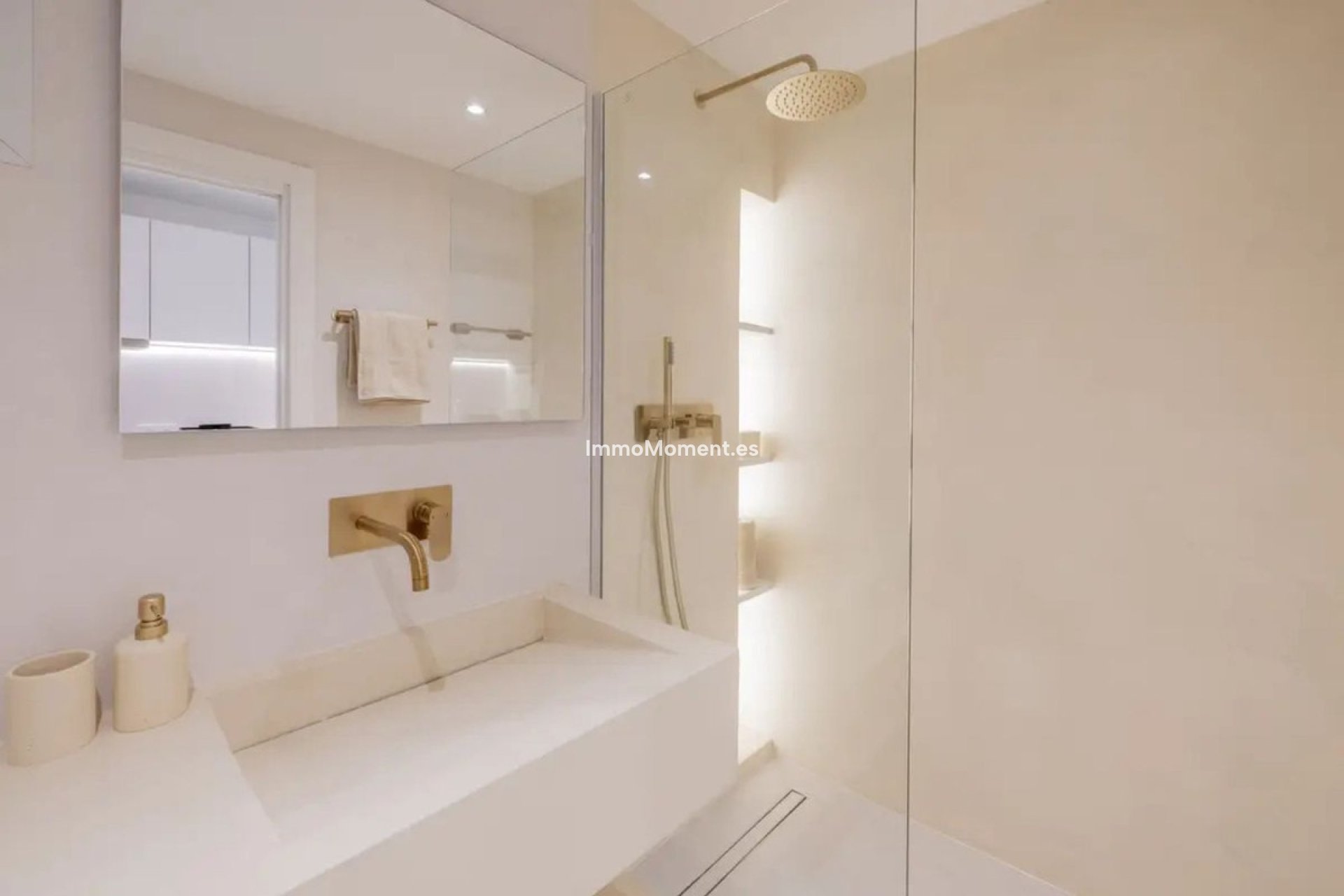Wiederverkauf - Wohnung - Estepona  - Estepona Centro