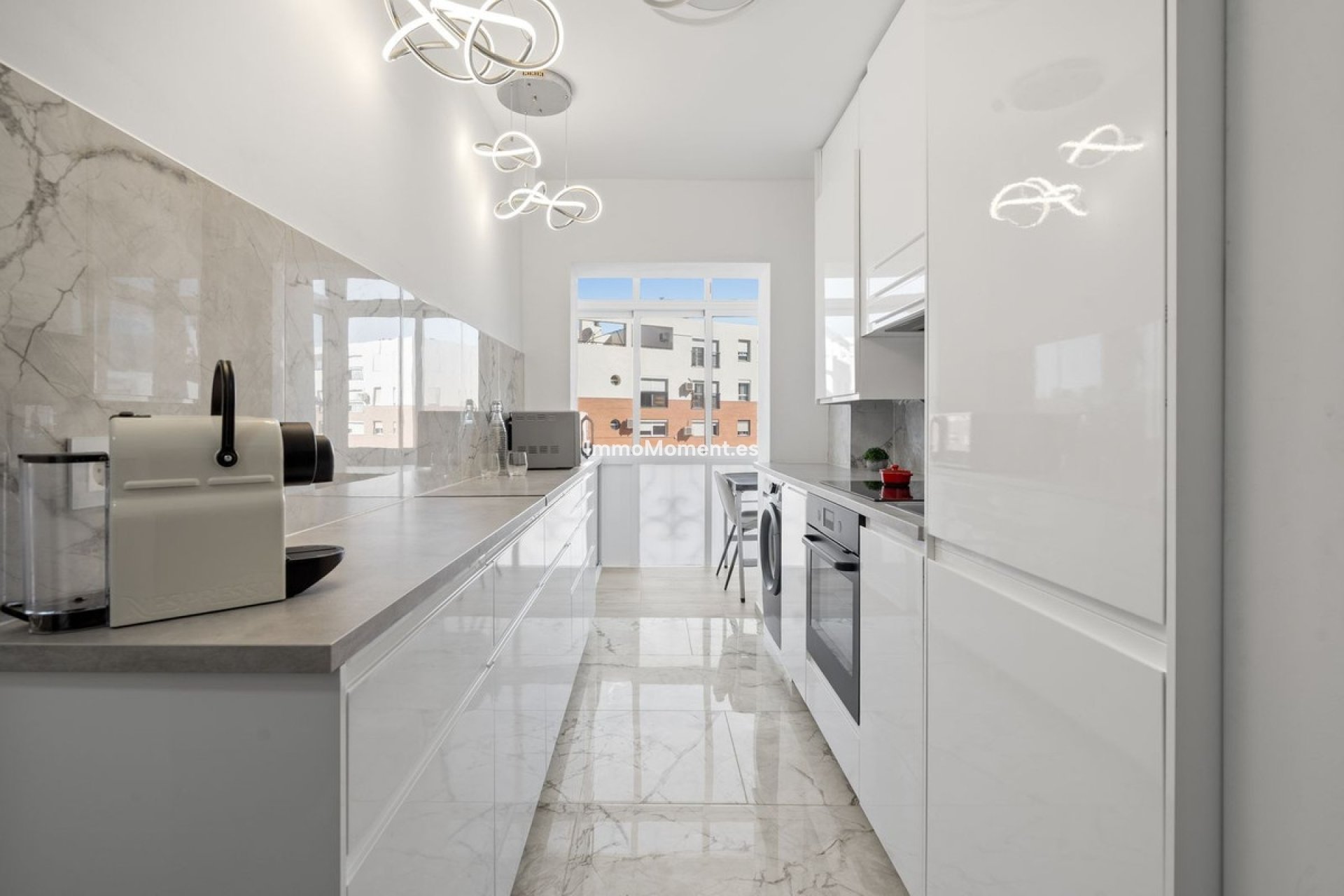 Wiederverkauf - Wohnung - Estepona  - Estepona Centro