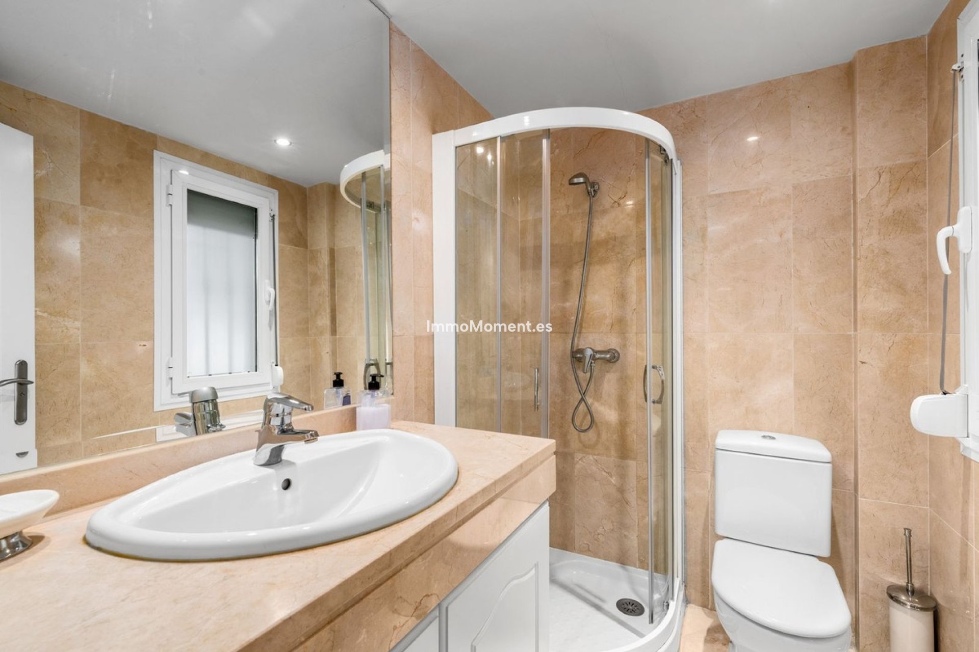 Wiederverkauf - Wohnung - Estepona  - Estepona Centro