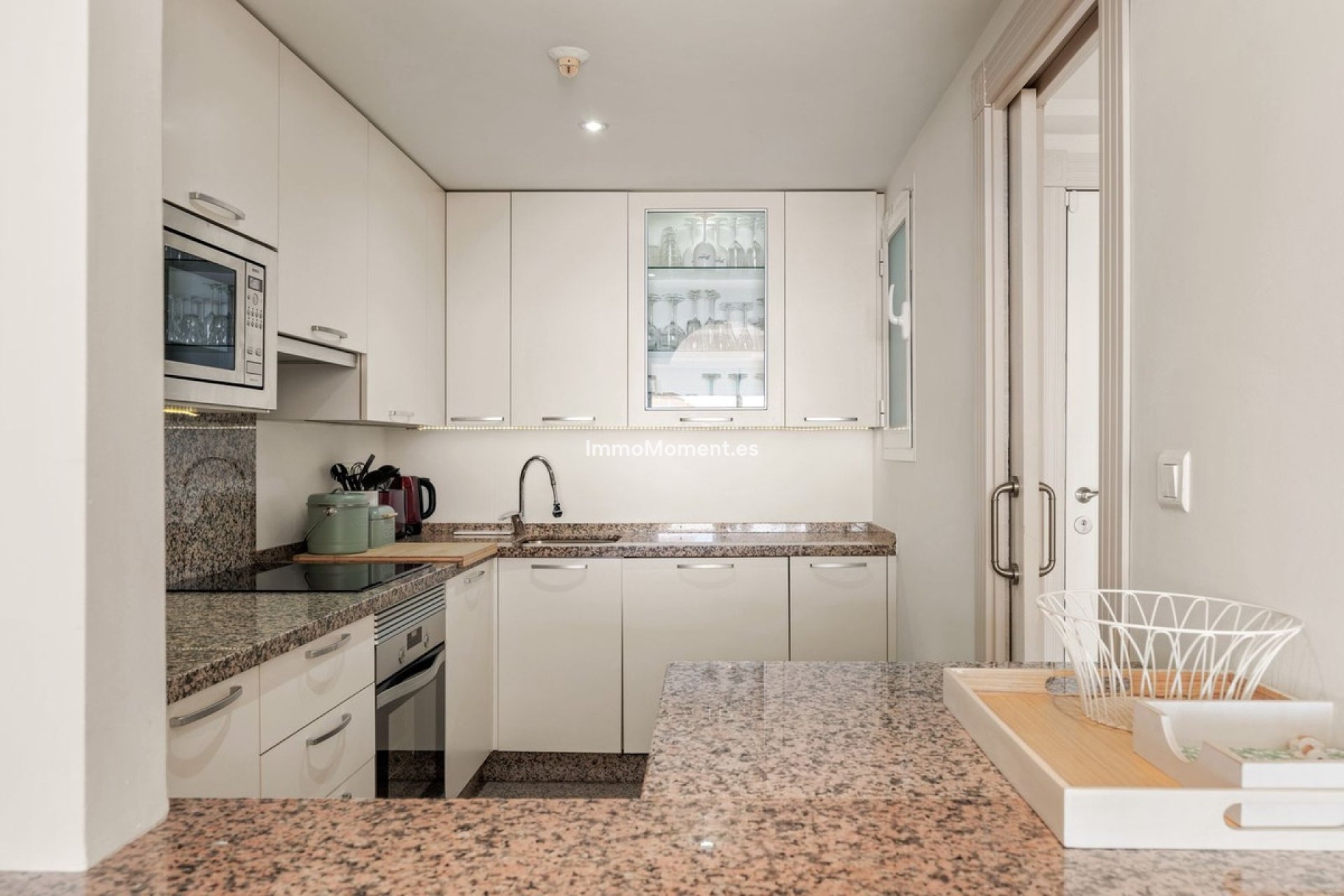 Wiederverkauf - Wohnung - Estepona  - Estepona Centro