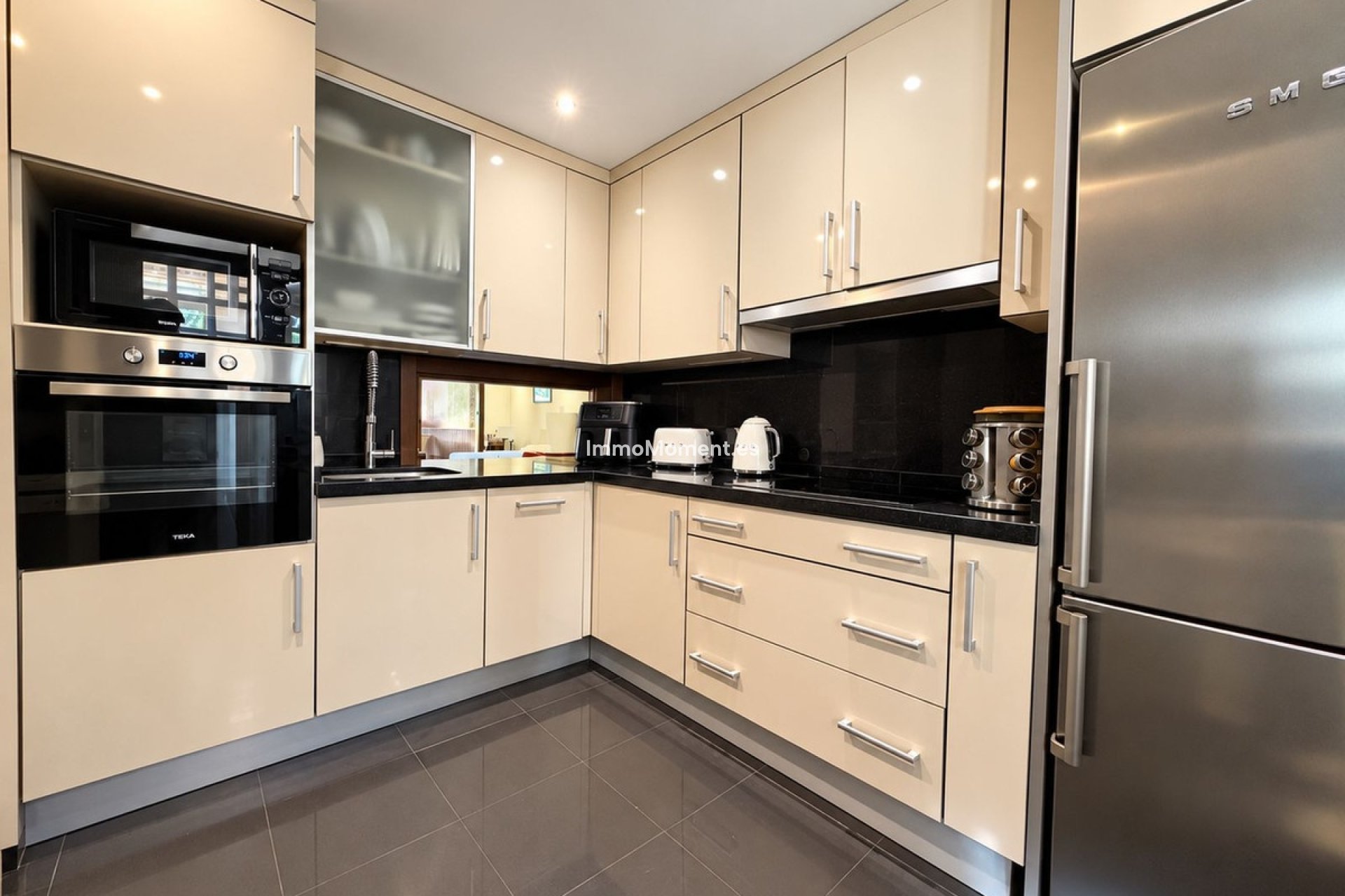 Wiederverkauf - Wohnung - Estepona  - Estepona Centro