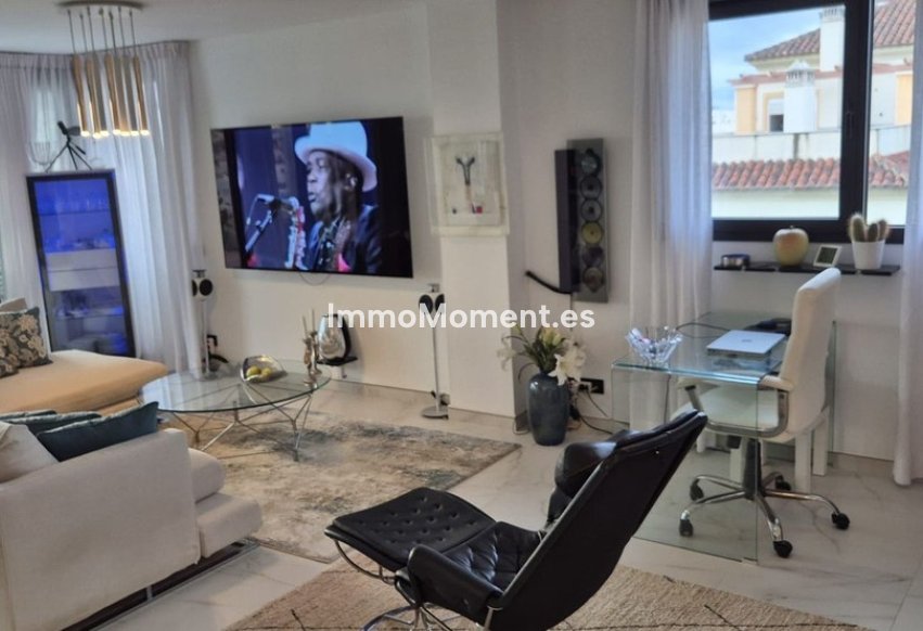 Wiederverkauf - Wohnung - Estepona  - Estepona Centro