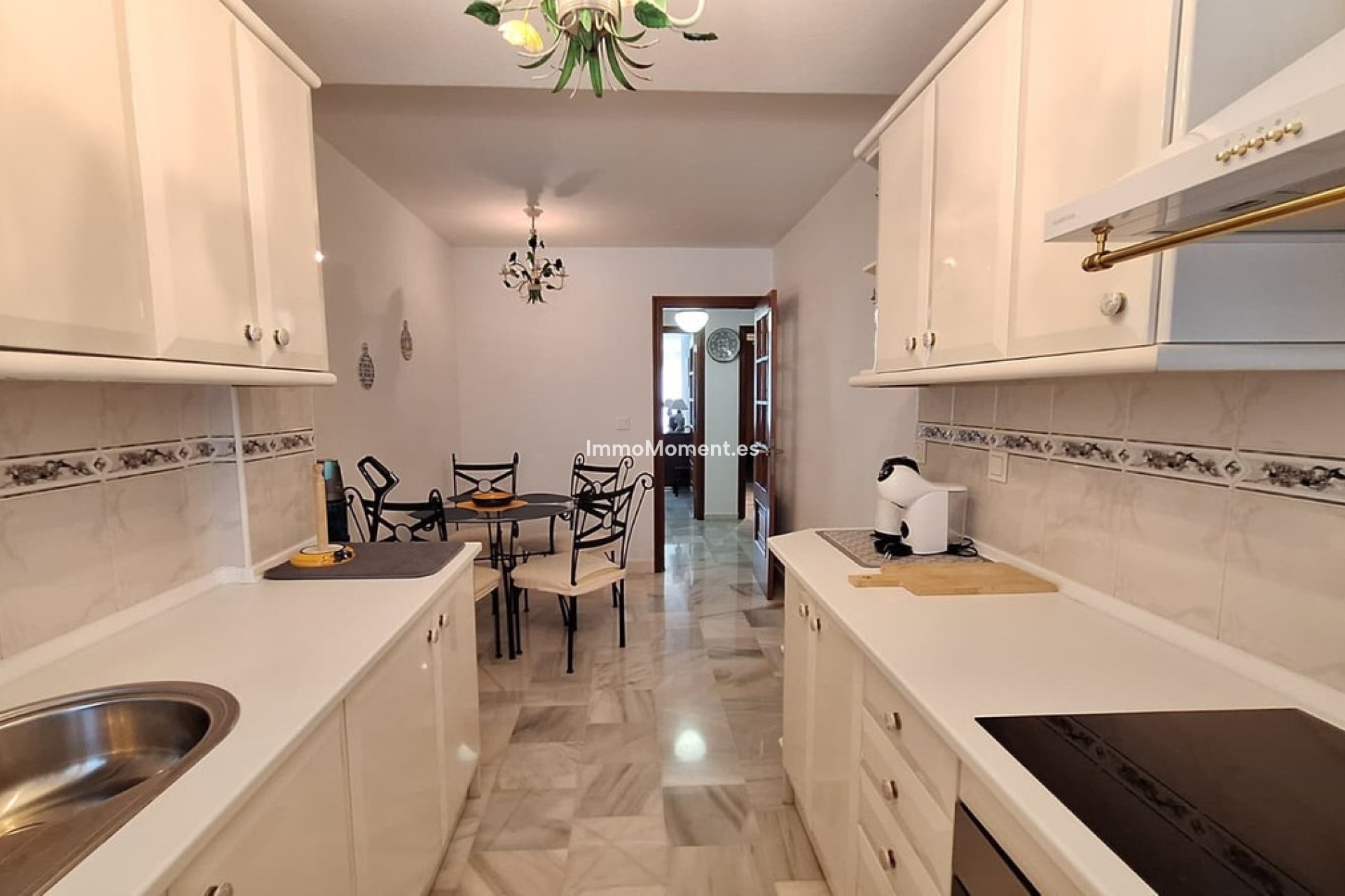 Wiederverkauf - Wohnung - Estepona  - Estepona Centro