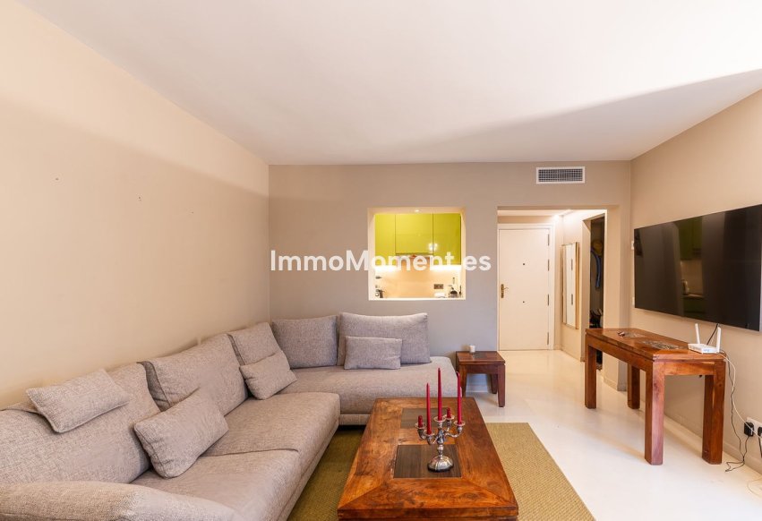 Wiederverkauf - Wohnung - Estepona  - Estepona Centro